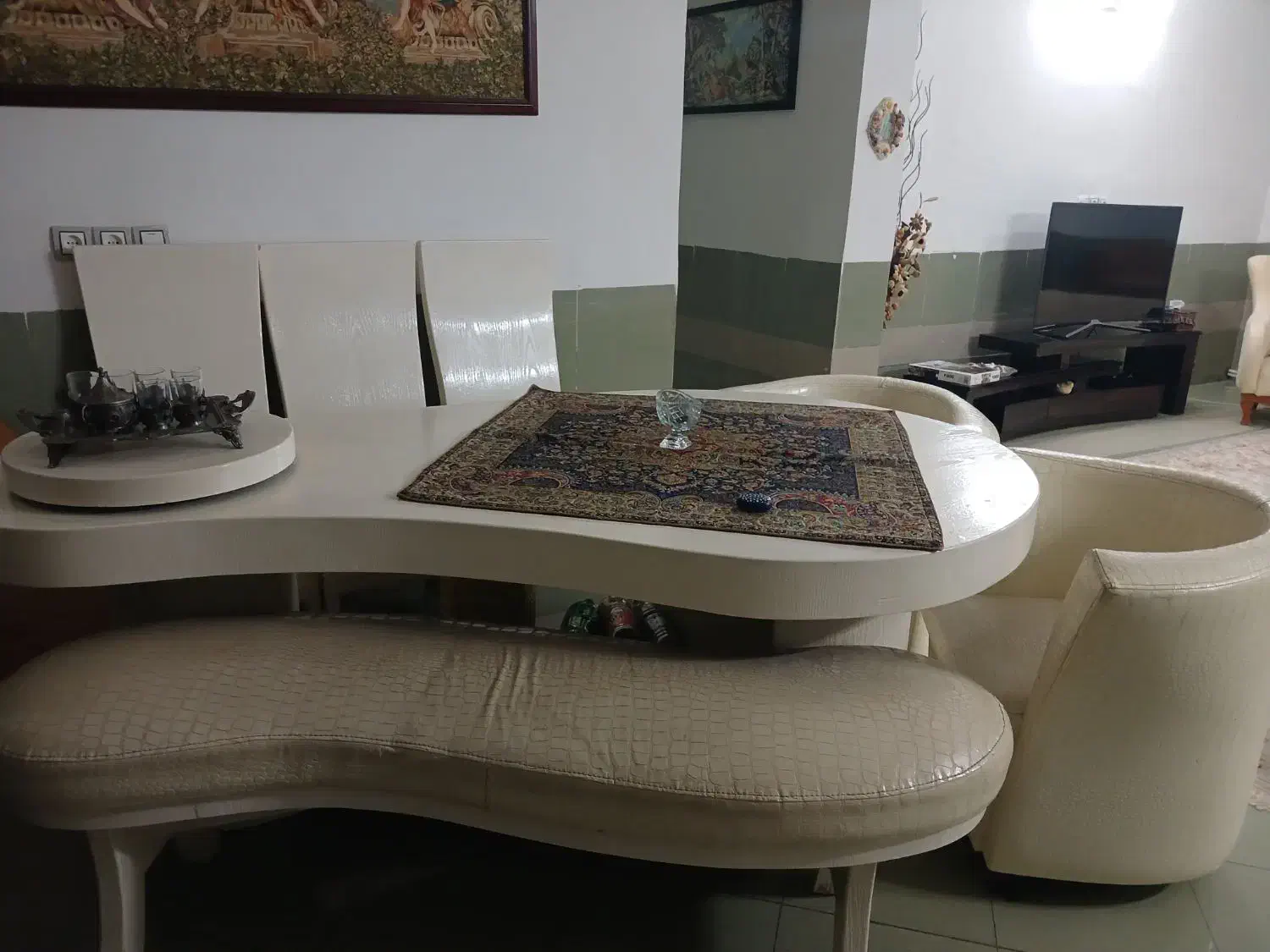 میزنهار خوری و صندلی و کمد چرخ خیاطی|فرش|جهرم, |دیوار