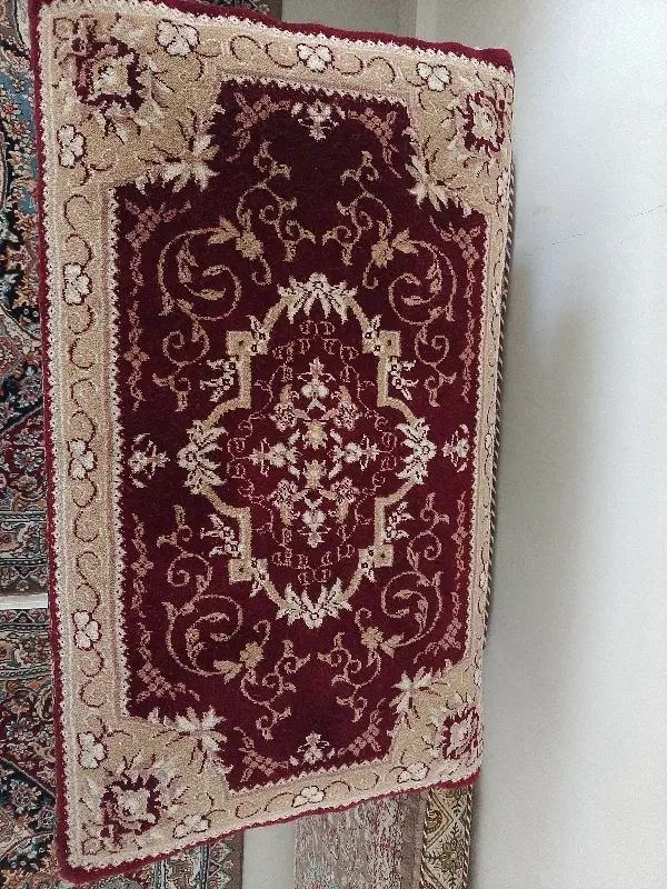 پشتی|پشتی|دهگلان, |دیوار