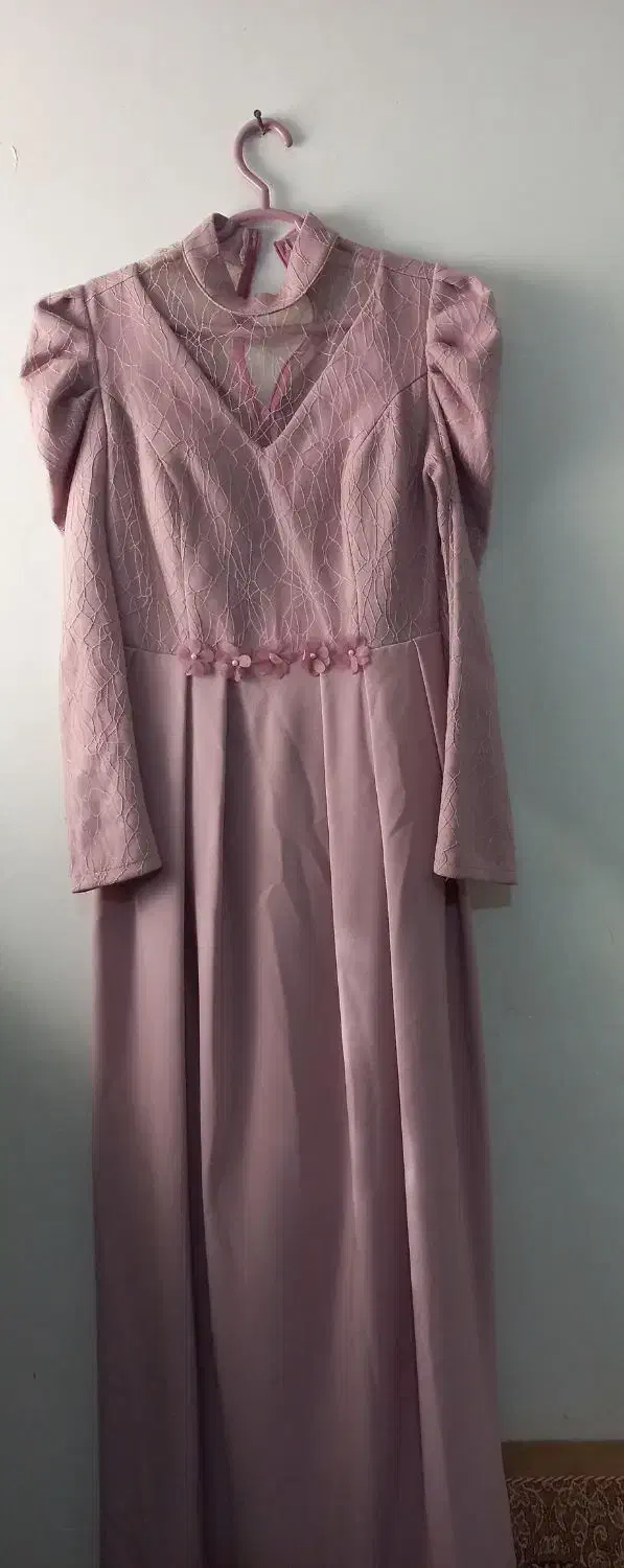 لباس مجلسی|لباس|رشت, توشیبا|دیوار