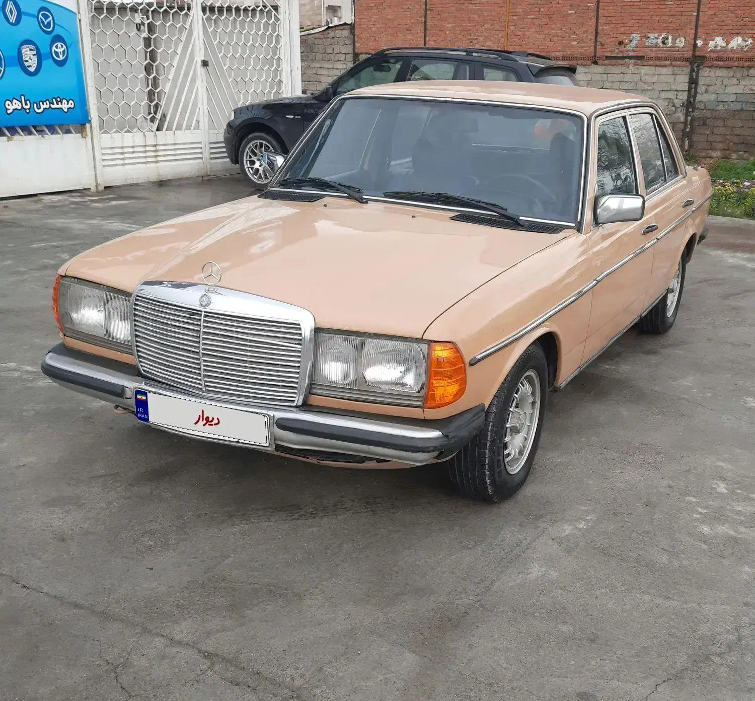 بنز ۲۳۰ دانشجویی|خودرو کلاسیک|قائم‌شهر, |دیوار