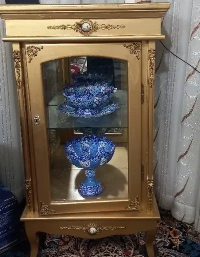 ویترین کم جا|بوفه، ویترین، کنسول|خمینی‌شهر, |دیوار