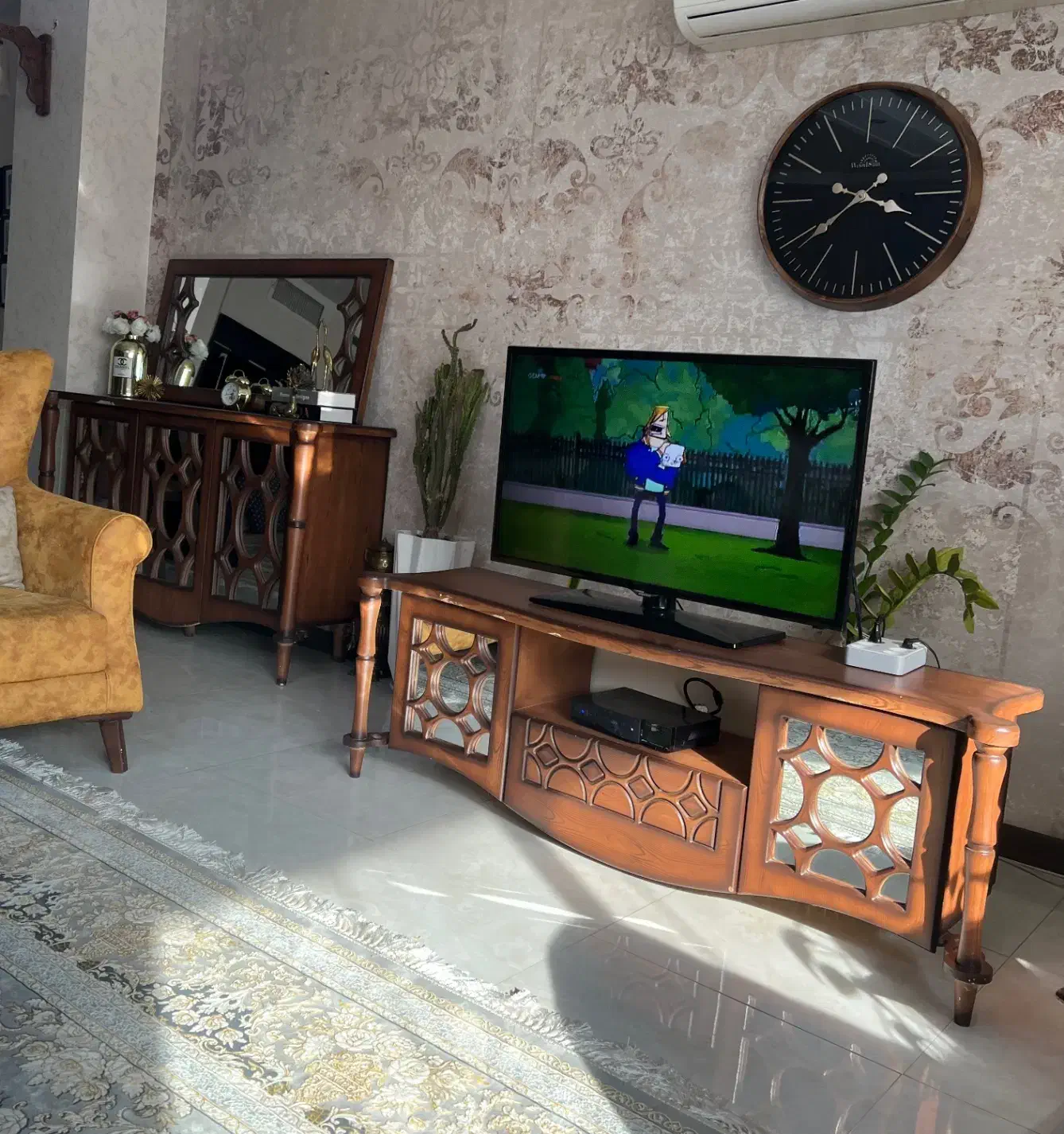 ست میز تلویزیون و آینه کنسول|بوفه، ویترین، کنسول|کرج, شهرک البرز ۳|دیوار