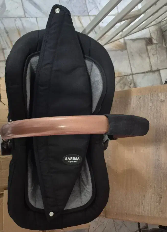 کریر و روروئک|کالسکه و لوازم جانبی|قزوین, |دیوار