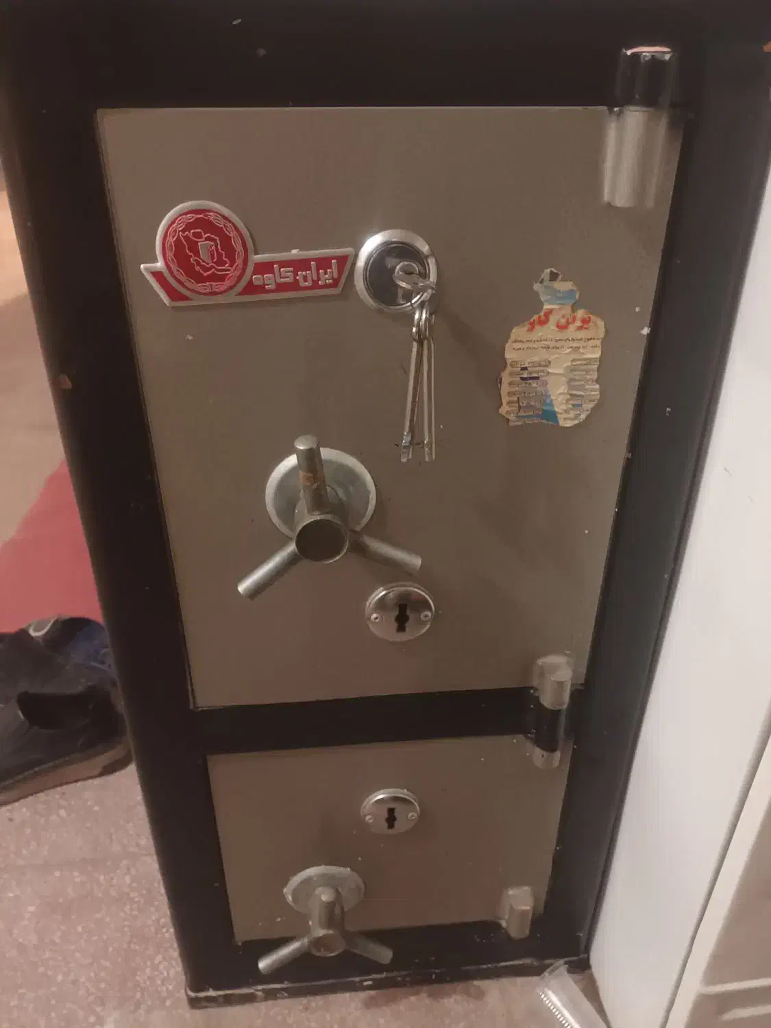 گاو صندوق|فروشگاه و مغازه|همدان, |دیوار