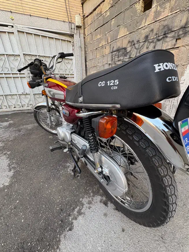 موتور هوندا۱۲۵ کثیر مشابه صفر خونگی|موتورسیکلت|اصفهان, شیخ اشراق|دیوار