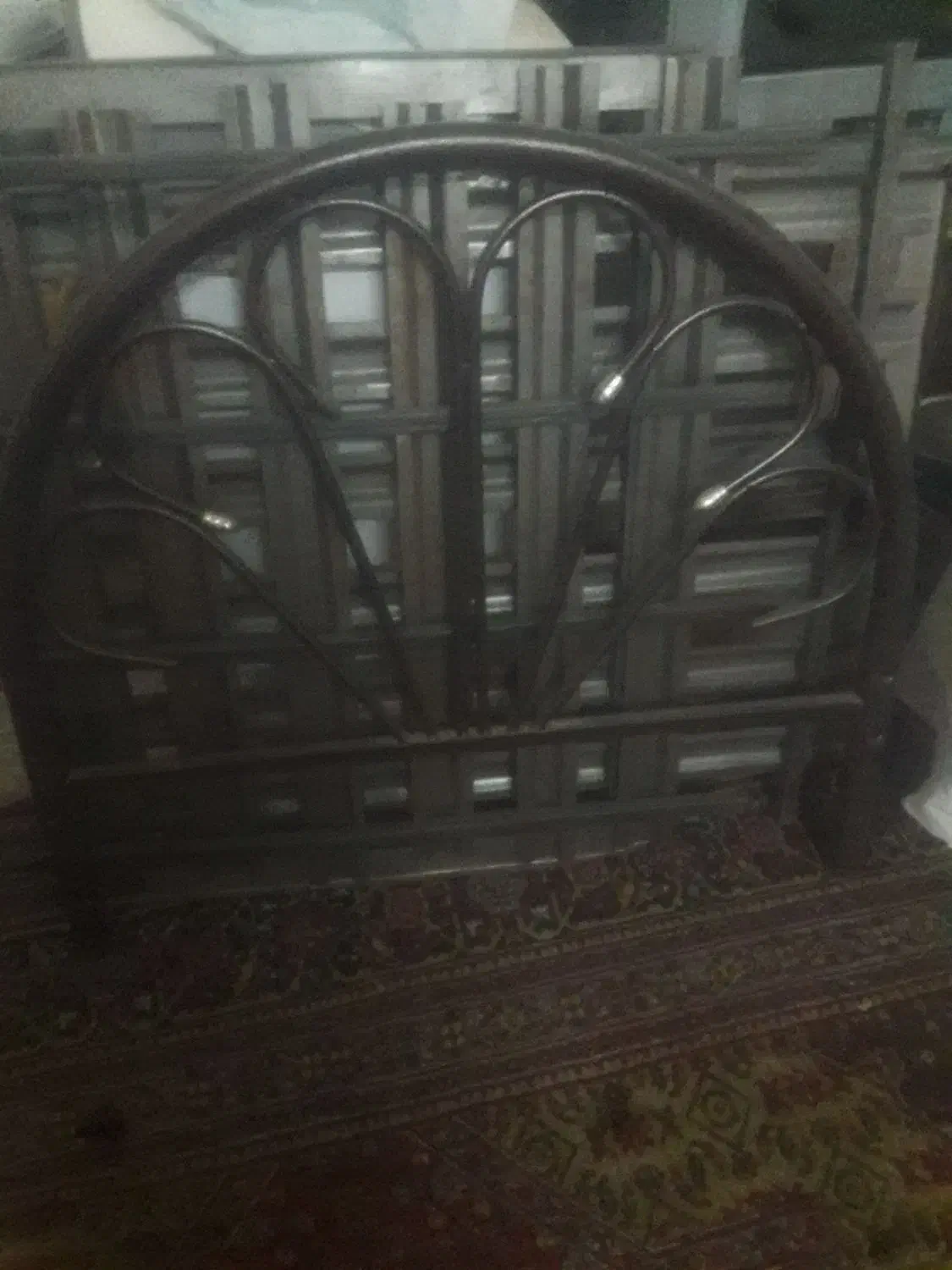 تخت خواب نو.یک نفره|تخت و سرویس خواب|زابل, |دیوار