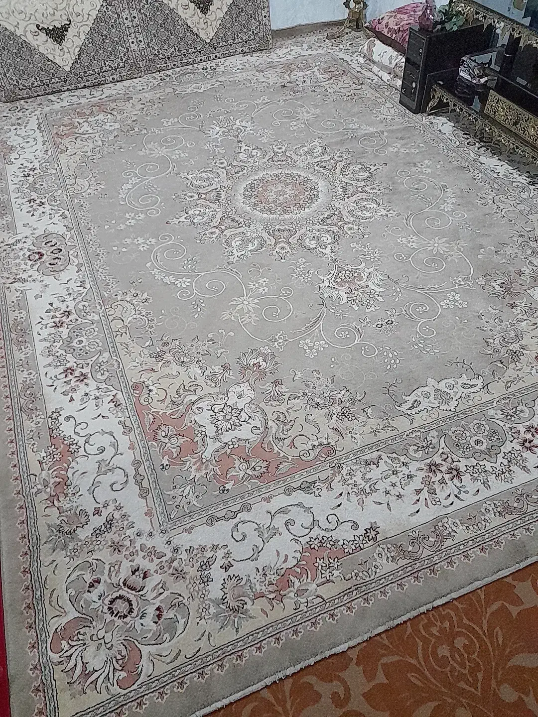 فرش ۱۲متری|فرش|قم, ولیعصر|دیوار