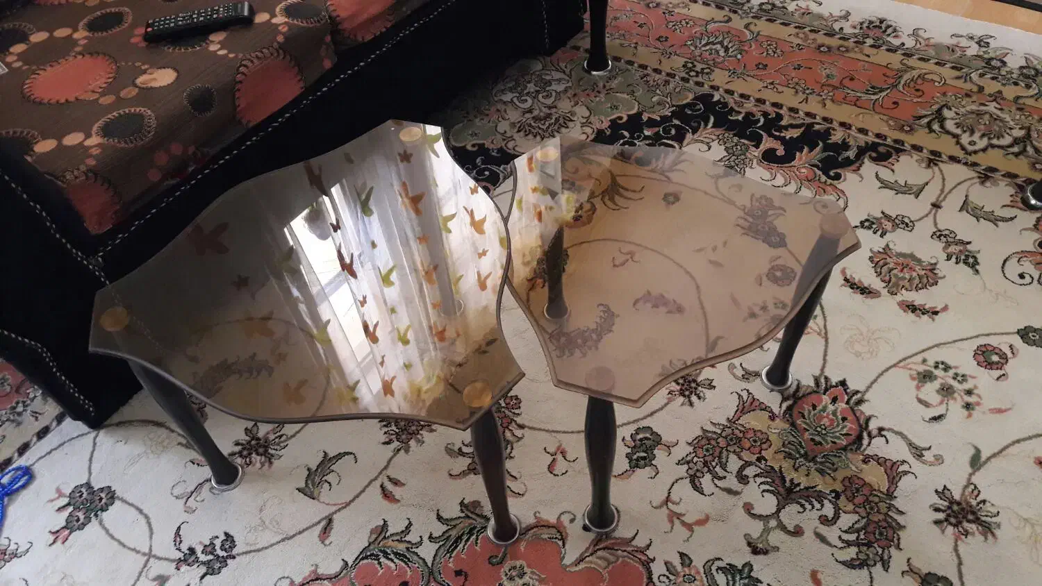 جلومبل عسلی|مبلمان خانگی و میز عسلی|بروجرد, |دیوار