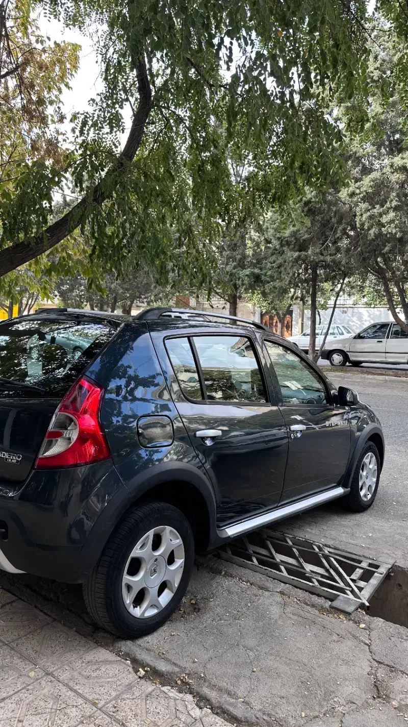 ساندرو استپ وی اتومات مدل ۹۶|خودرو سواری و وانت|قزوین, |دیوار