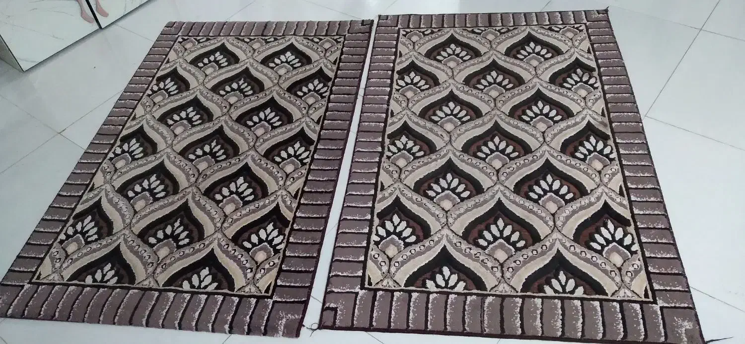 فرش یک در یک ونیم|فرش|مشکین‌دشت, |دیوار