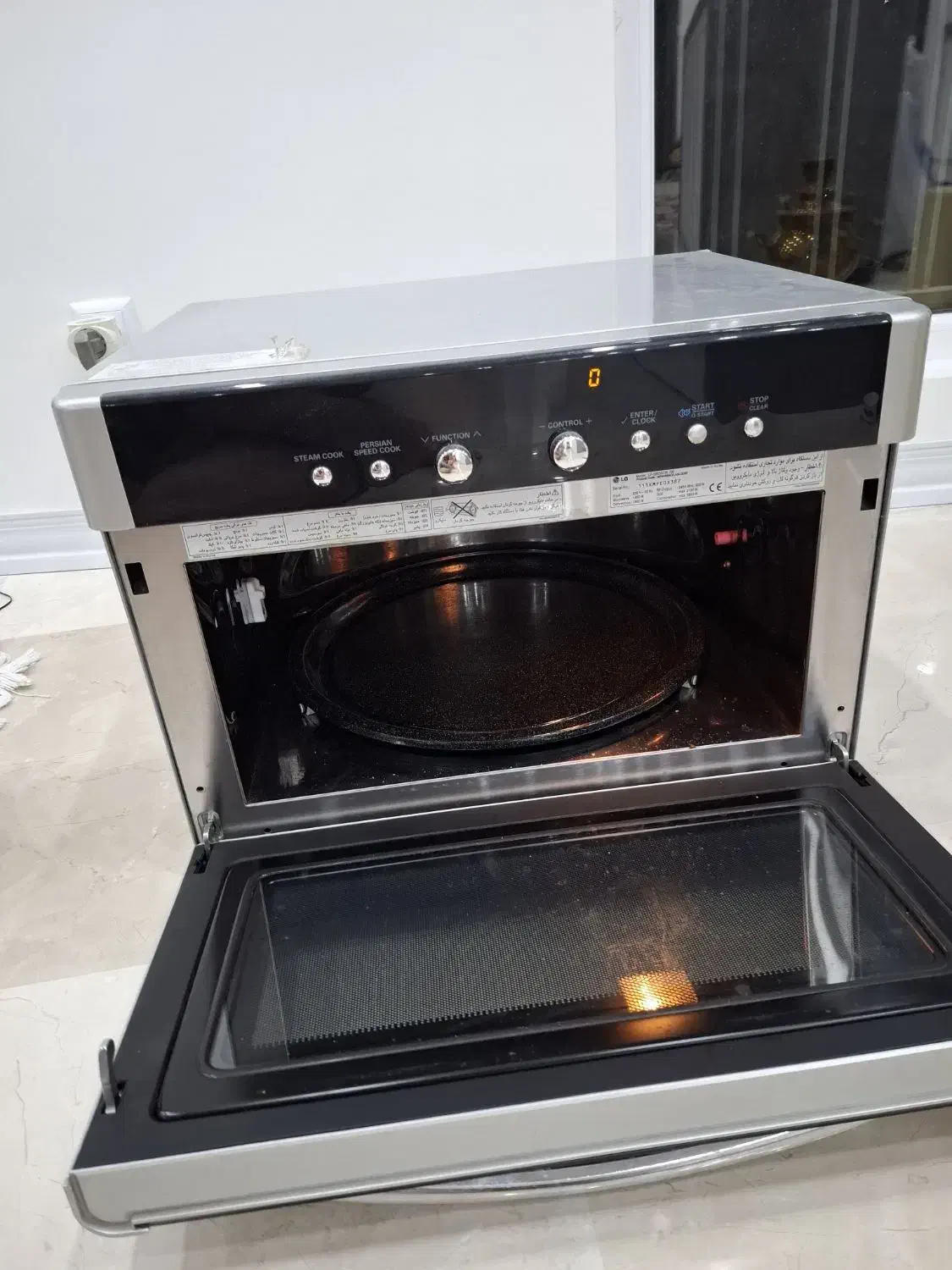 مایکروفر الجی سولاردم|اجاق گاز و لوازم برقی پخت‌وپز|تهران, شهرک نفت|دیوار