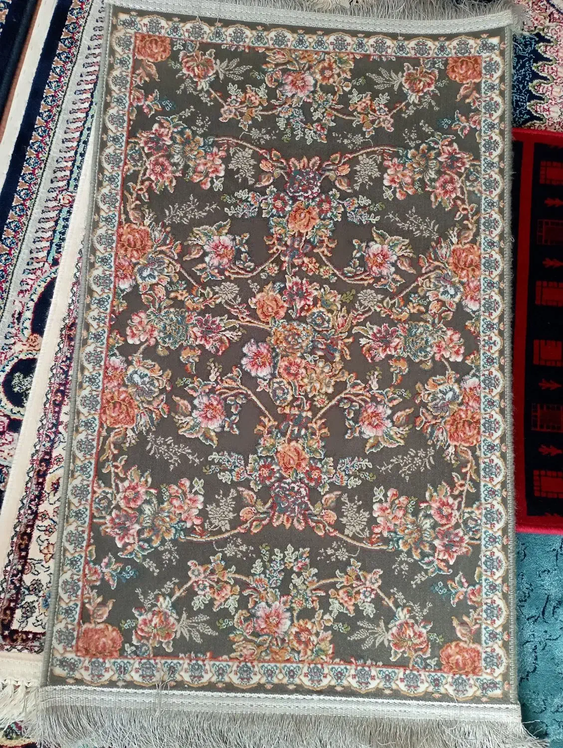 فرش پادری|پادری|سنندج, |دیوار