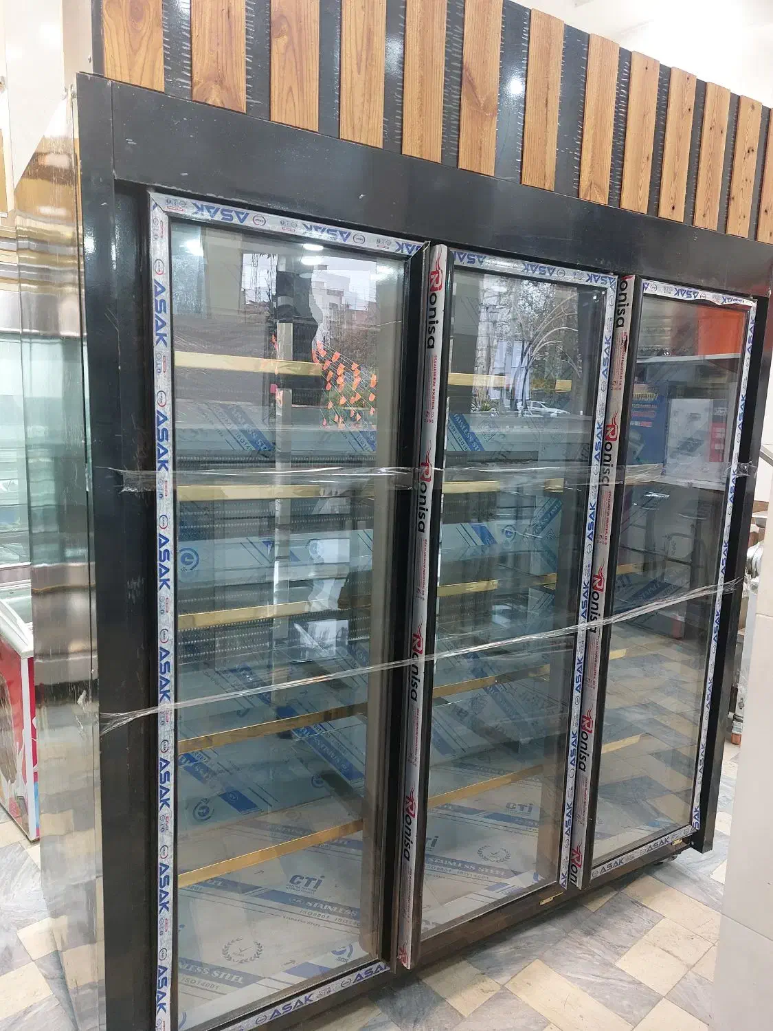 یخچال ویترینی و صنعتی فراسرما|فروشگاه و مغازه|ساری, |دیوار