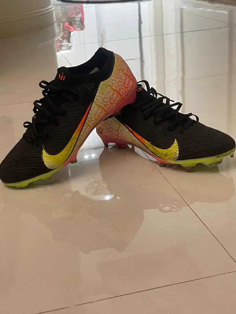 ایرزوم وینی فلای درحد|کیف، کفش، کمربند|تبریز, |دیوار