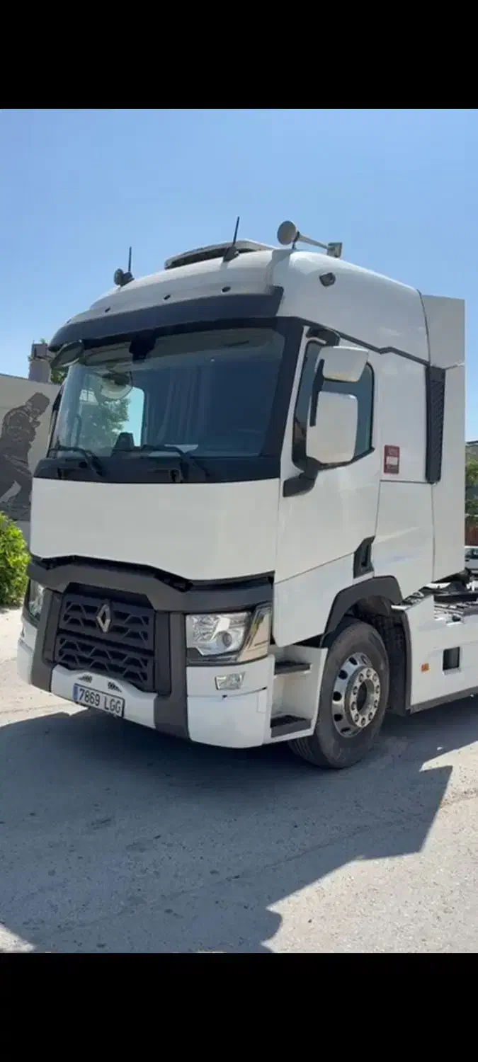 رنو۵۲۰|خودرو سنگین|بازرگان, |دیوار