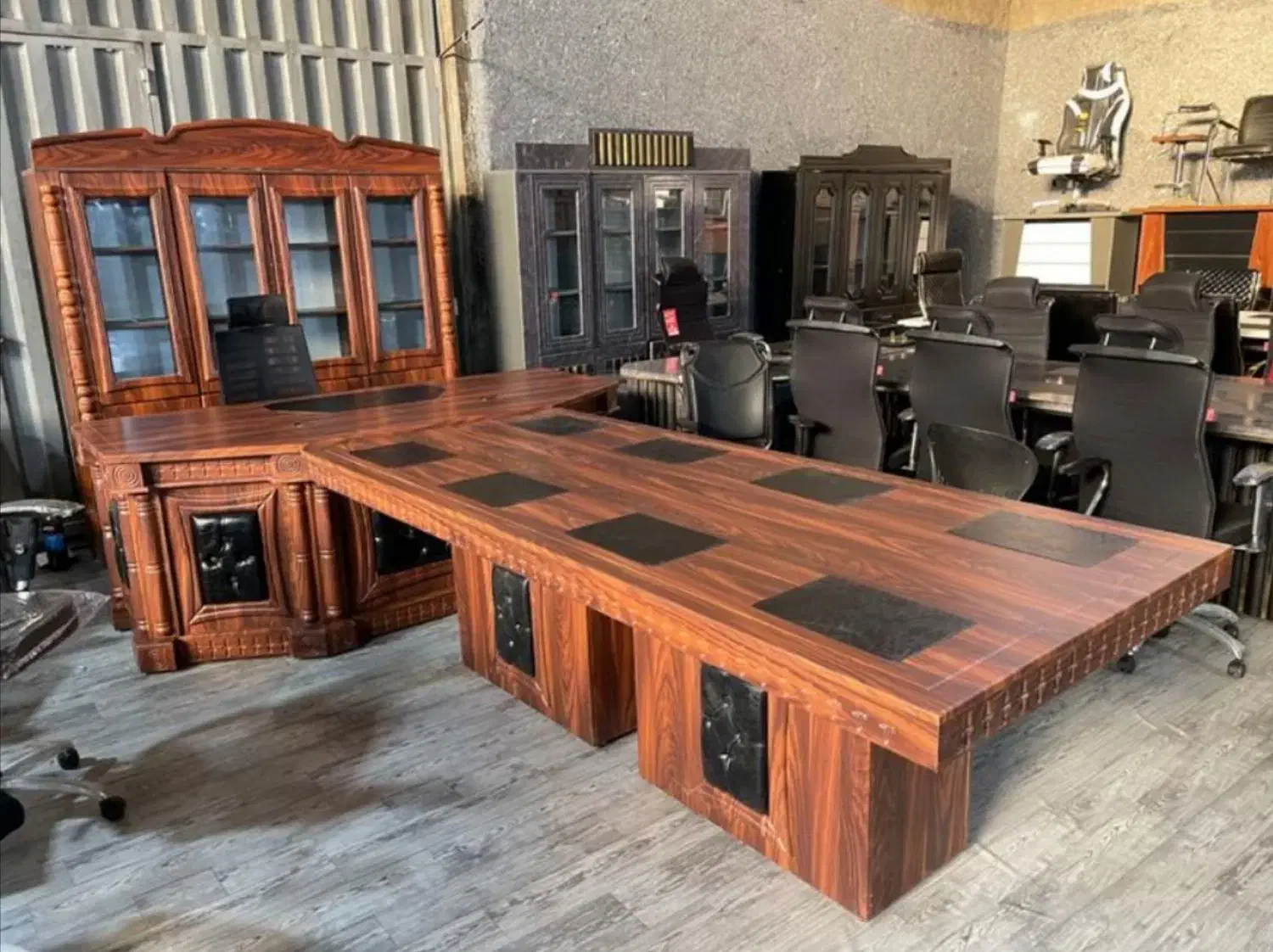 میز مدیریت وکیوم میز کنفرانس صندلی کنفرانس|دفتر کار|تبریز, |دیوار