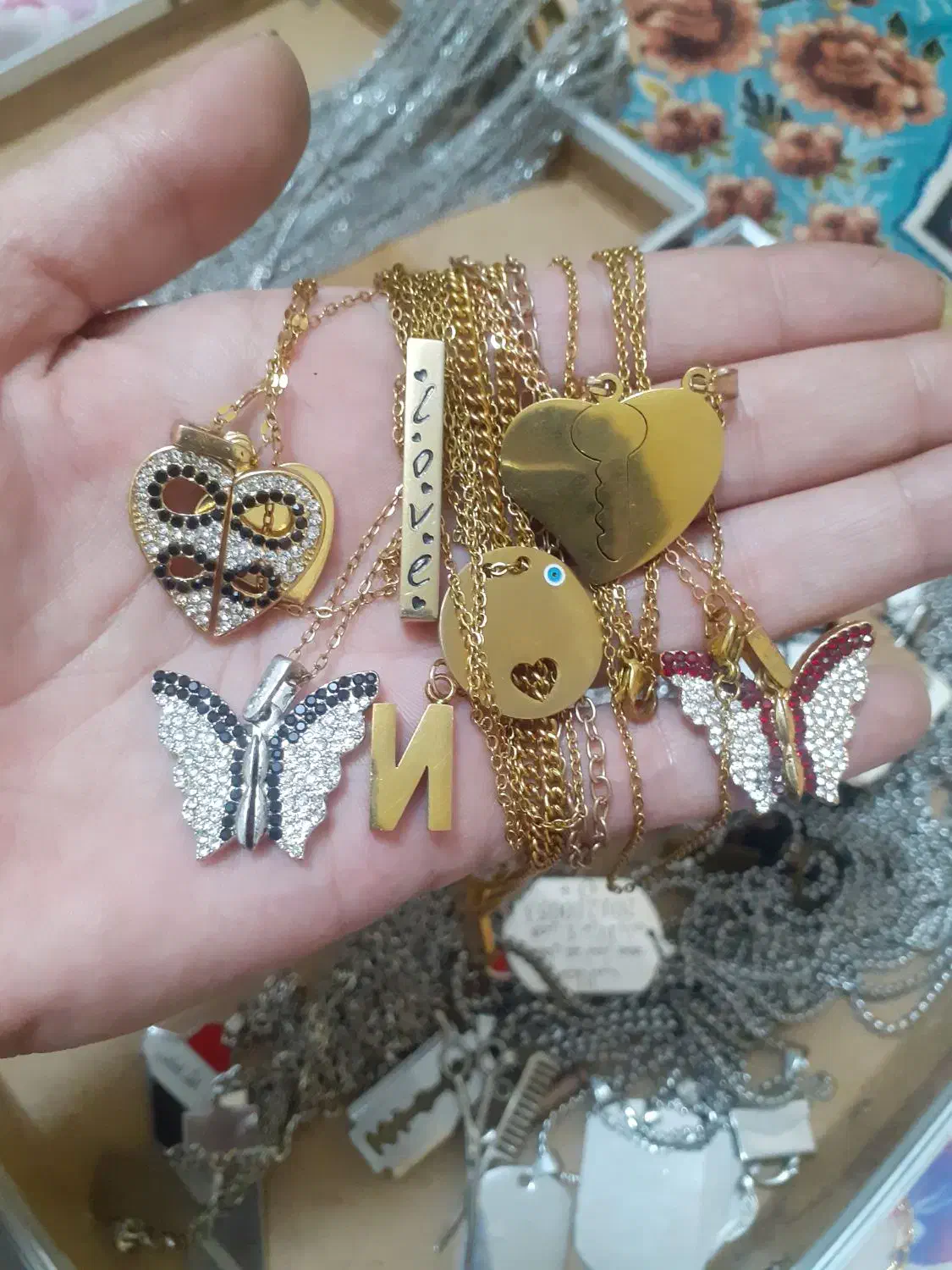 زیورآلات|بدلیجات|پرند, فاز ۶|دیوار