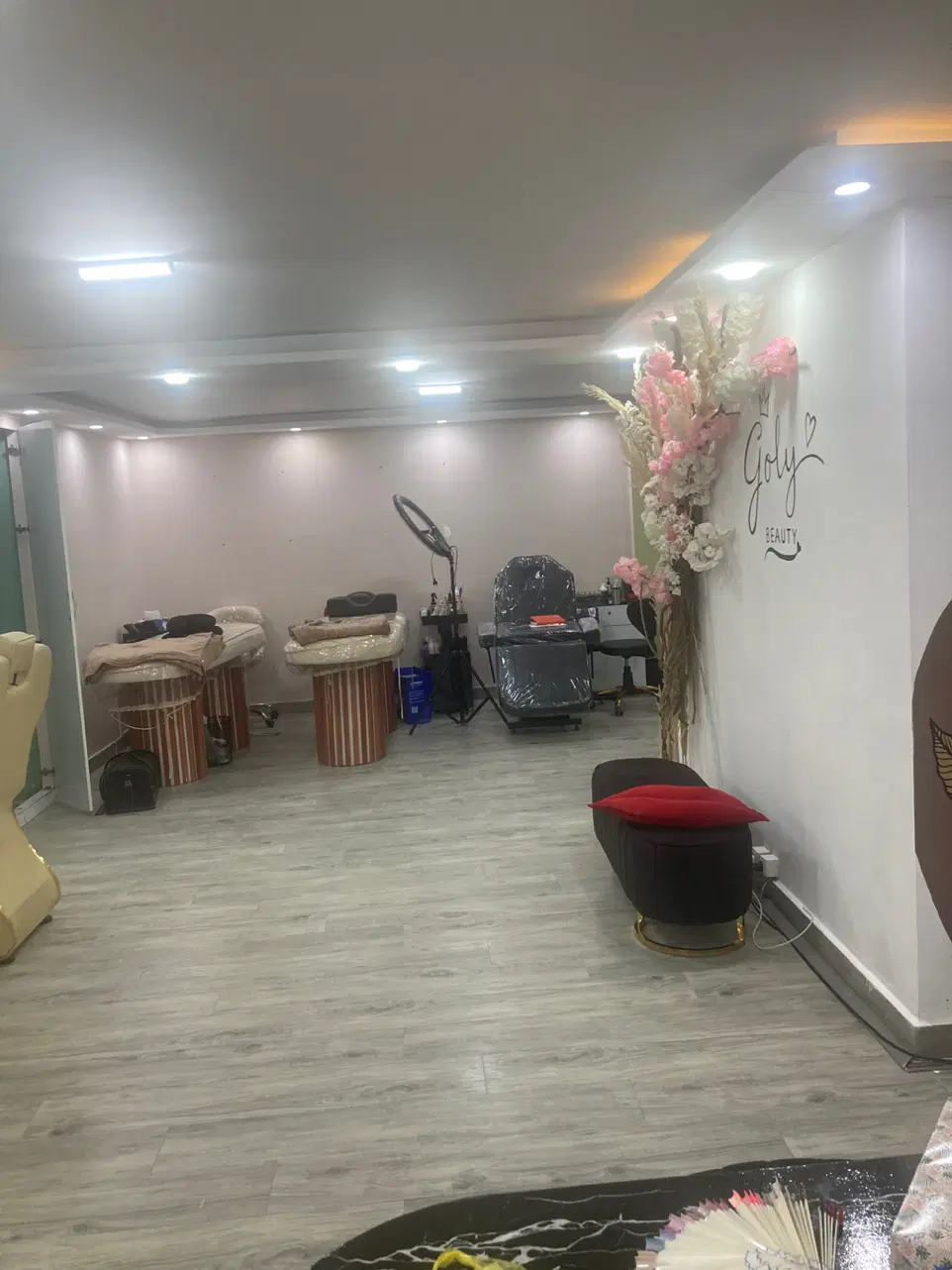 اجاره لاین کراتین اکستنشن مو اتاق۱۲متری درهاشمیه|خدمات زیبایی و سلامت|مشهد, هنرستان|دیوار