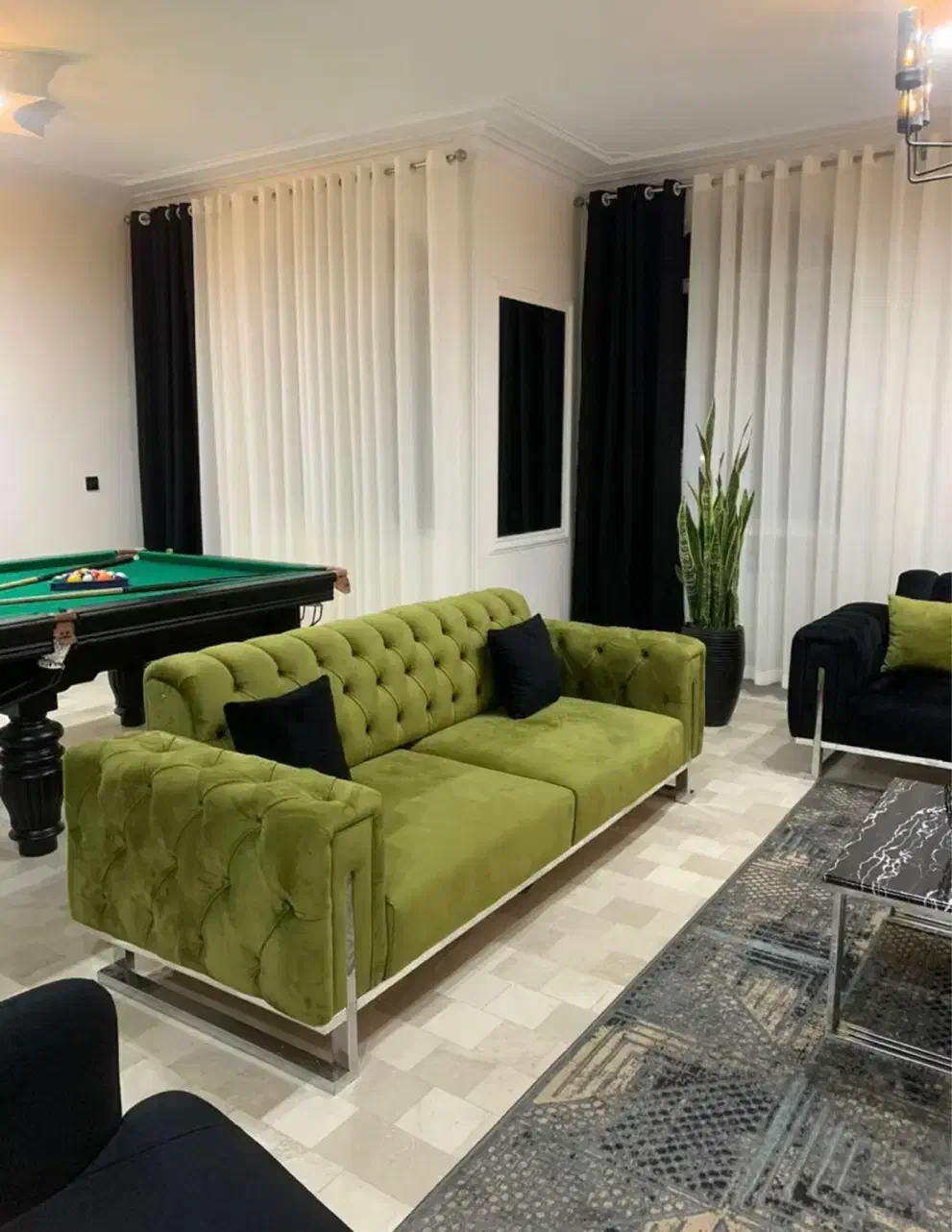 هم خانه(هم خونه) مالک هستم