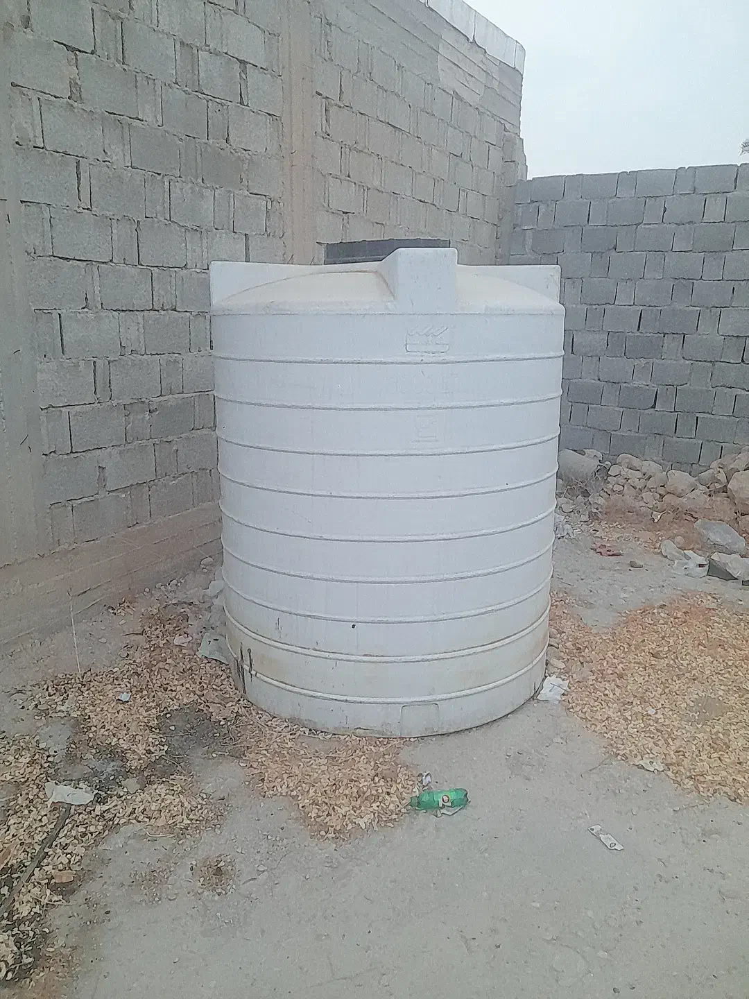 مخزن سه هزارتایی|ماشینآلات صنعتی|شبانکاره, |دیوار