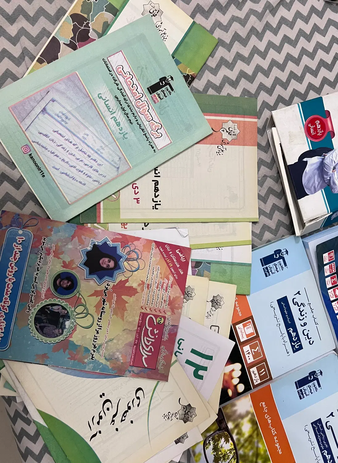 کتاب های قلم چی و کمکی دهم یازدهم و دوازدهم کنکور|کتاب و مجله آموزشی|تهران, مهران (سیدخندان)|دیوار