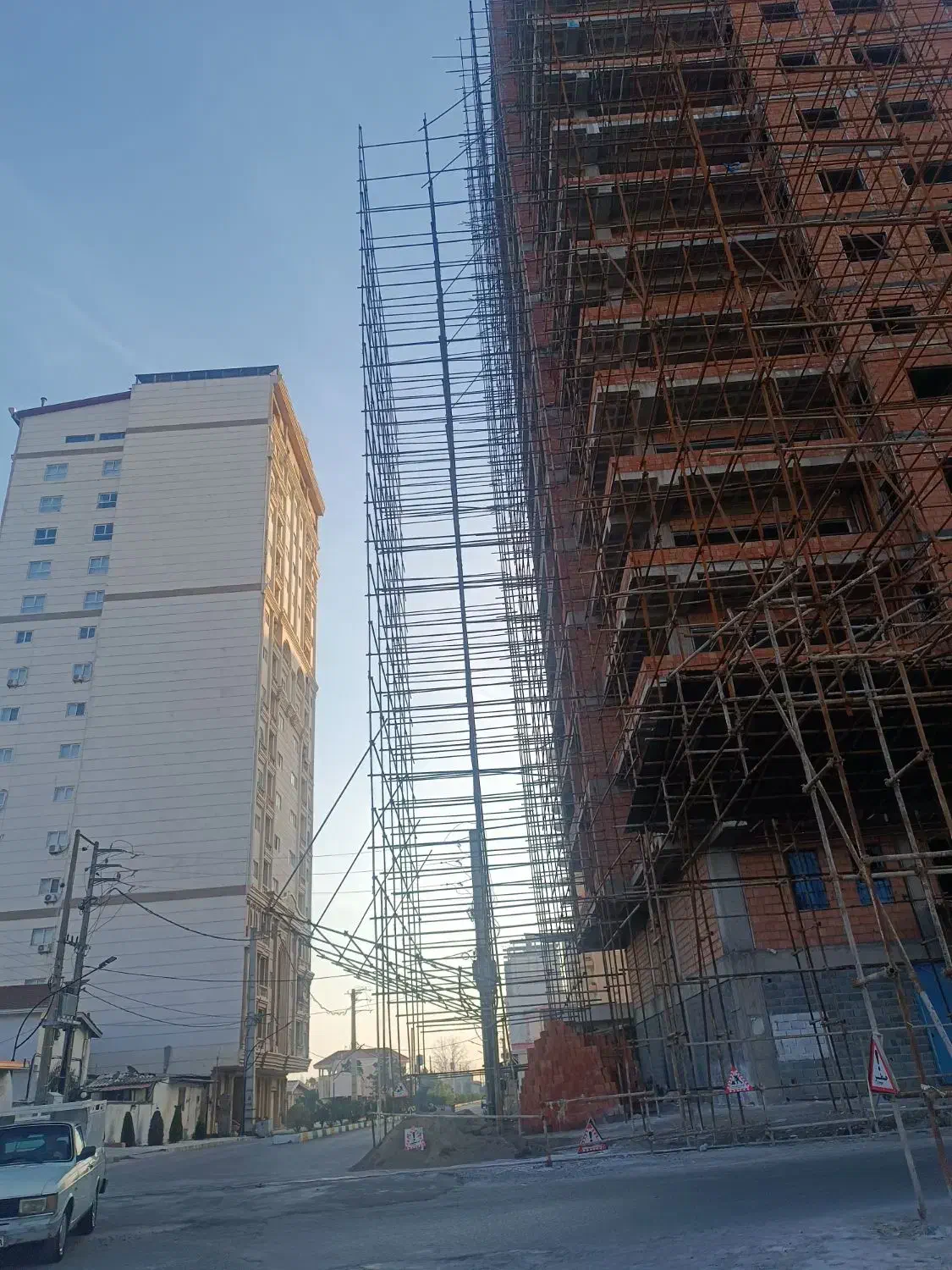 داربست فلزی آریا گستر|خدمات پیشه و مهارت|بومهن, |دیوار