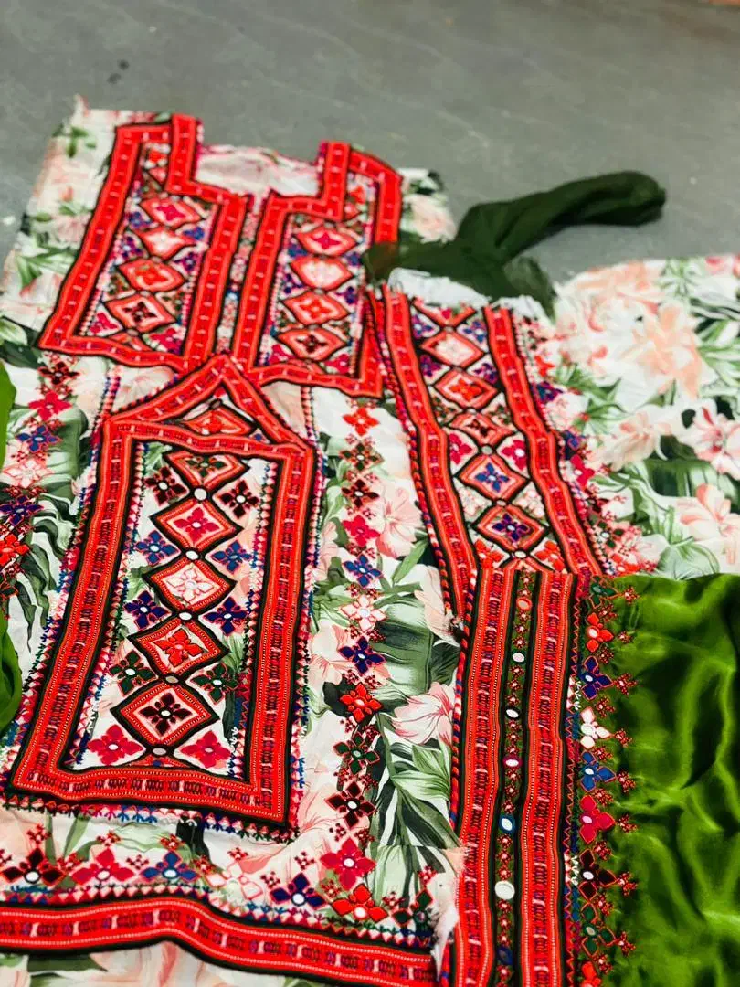 طرح آرایشوکی قدیم|لباس|نیک شهر, |دیوار