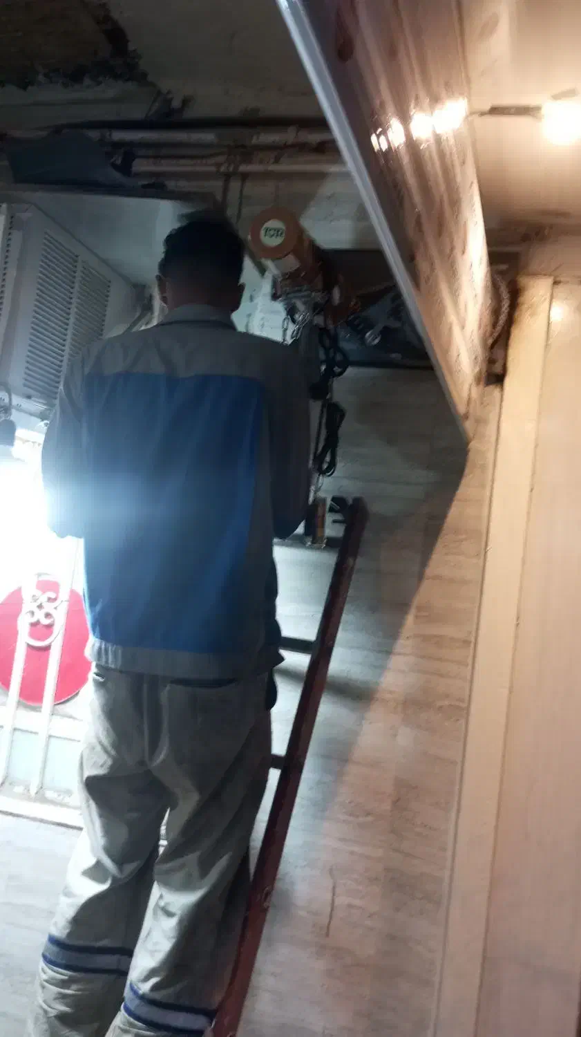 نصب و تعمیر درب کرکره ونصب شیشه سکوریت وجوشکاری|خدمات پیشه و مهارت|بندر ماهشهر, |دیوار