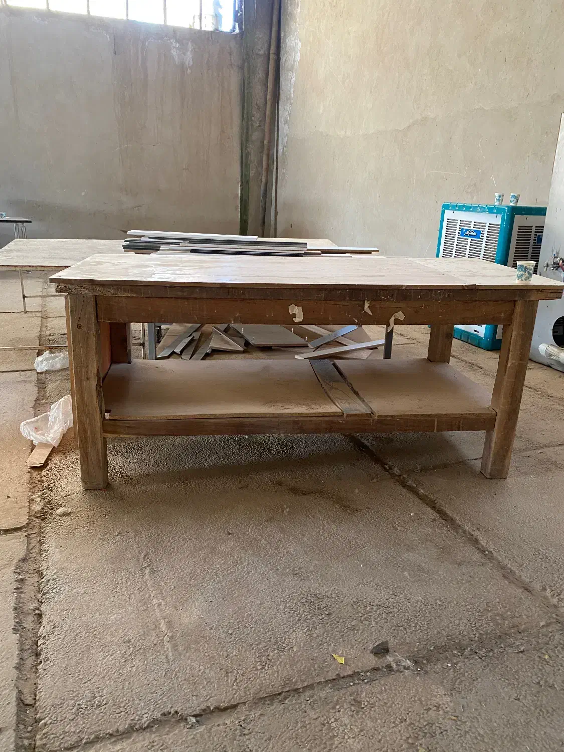 میز چوبی|میز تحریر و کامپیوتر|کرمان, |دیوار