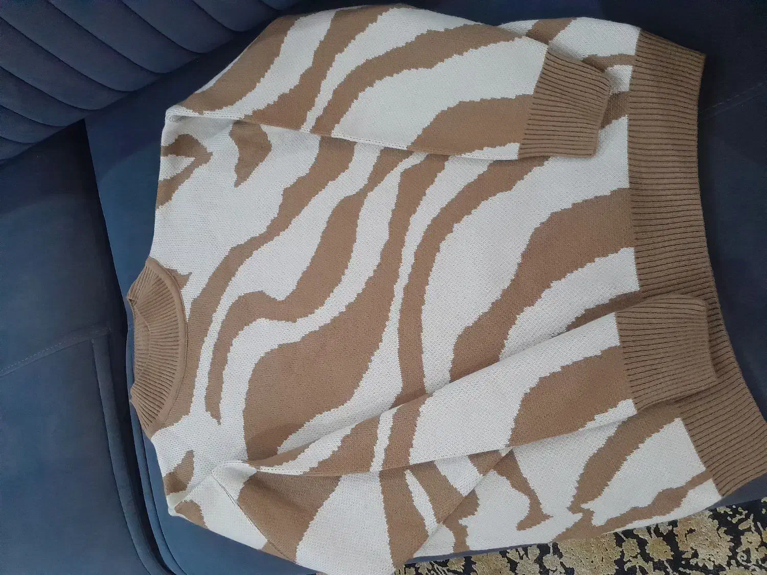 لباس بافت|لباس|محمدشهر, محمدشهر|دیوار