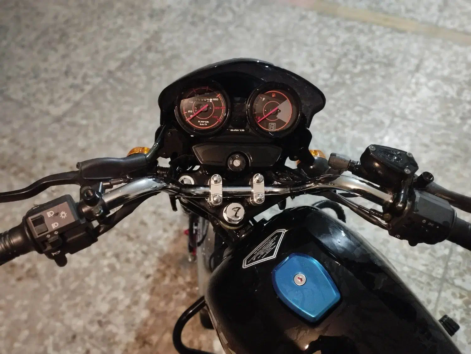 موتور 200 n6 معاوضه با ماشین روا هم دارم|موتورسیکلت|خرم‌آباد, |دیوار