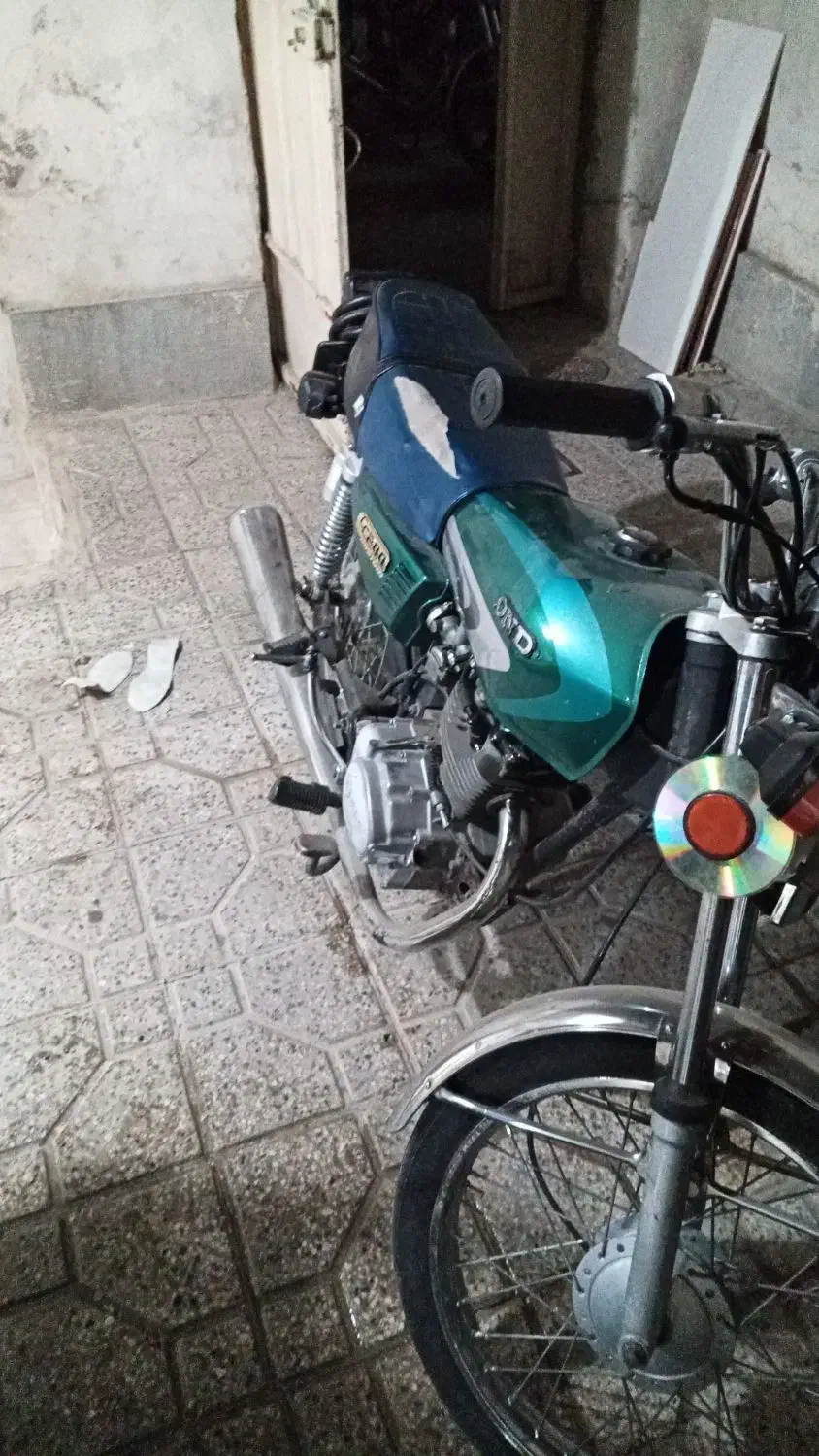 موتور۱۲۵هوندا ۸۵|موتورسیکلت|اصفهان, سودان|دیوار