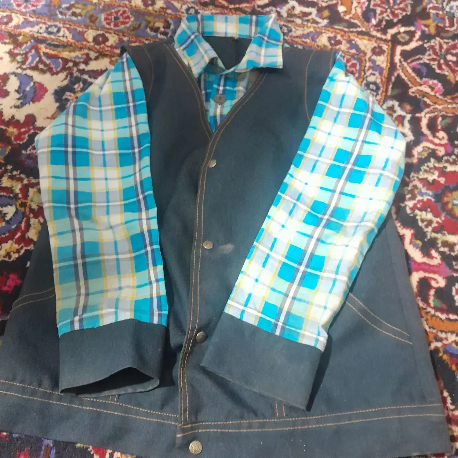 هدیه مانتو و فرم مدرسه دخترانه و پسرانه|لباس|اصفهان, جوزدان الیادران|دیوار