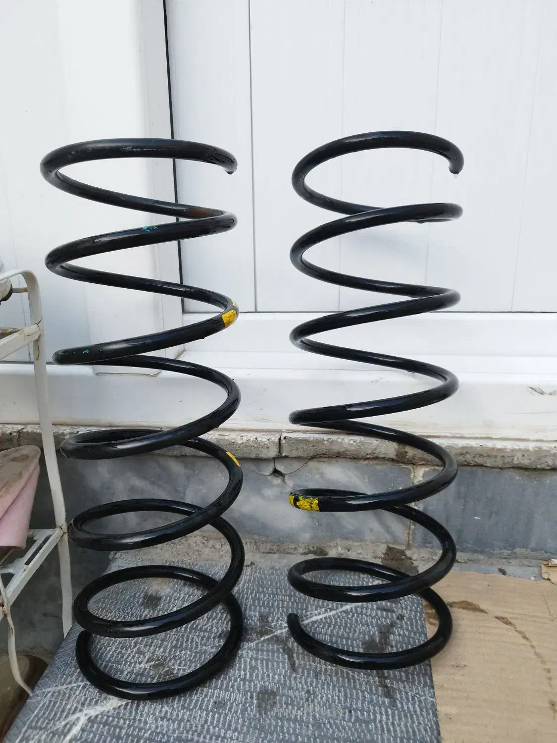 بورژن کمک فنر|قطعات یدکی و لوازم جانبی|اردبیل, |دیوار