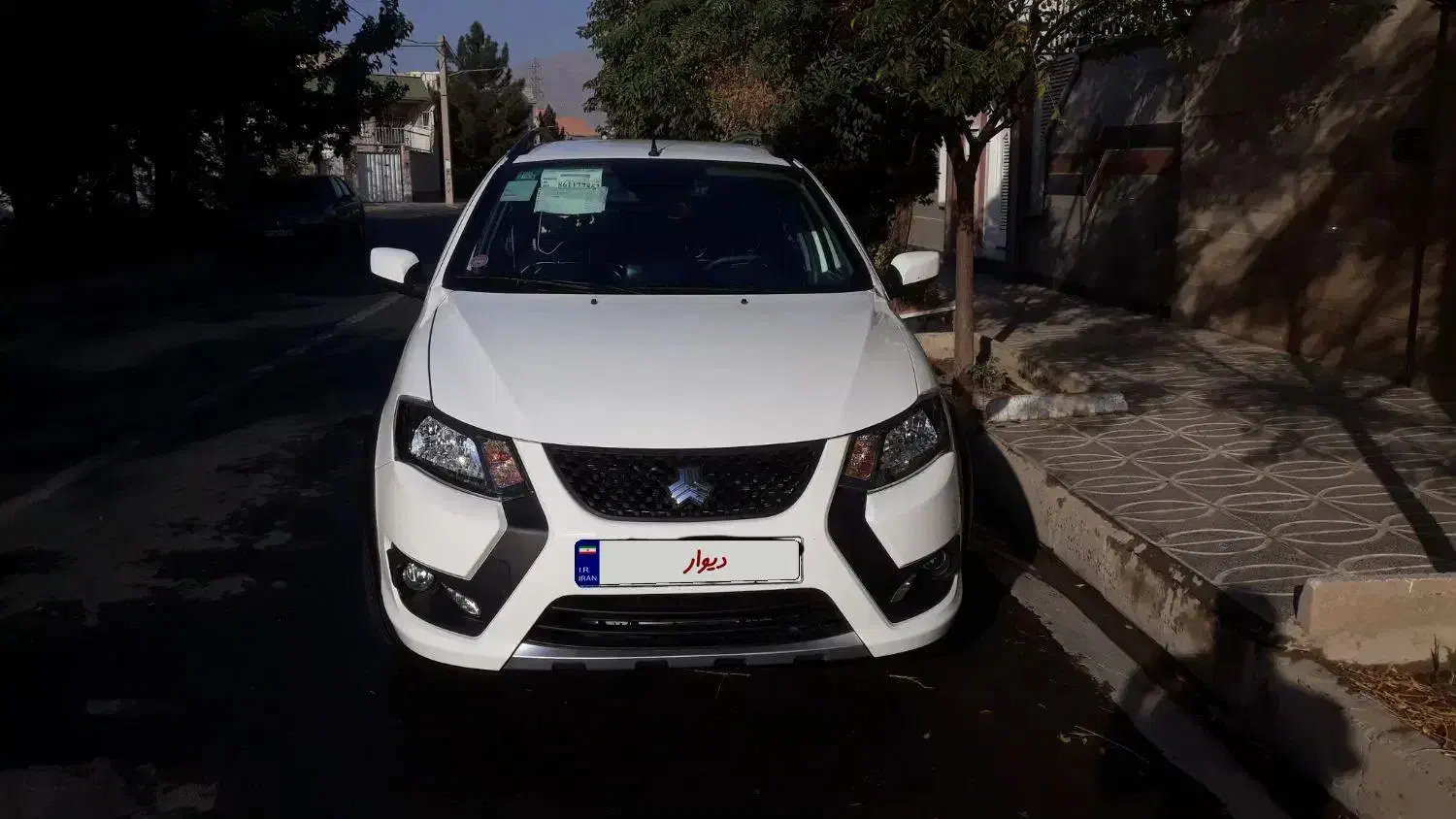 کوئیک  جی ایکس ال gx-l|خودرو سواری و وانت|اندیشه, اندیشه فاز ۶|دیوار