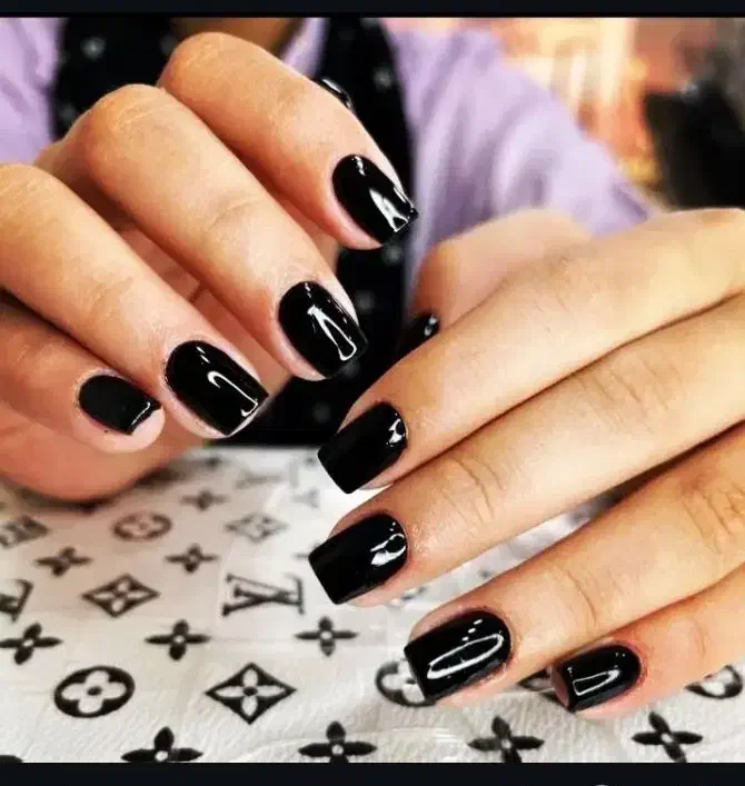 آموزش کاشت ناخن و بافت با کمترین قیمت.|خدمات آرایشگری و زیبایی|اهواز, بهارستان|دیوار