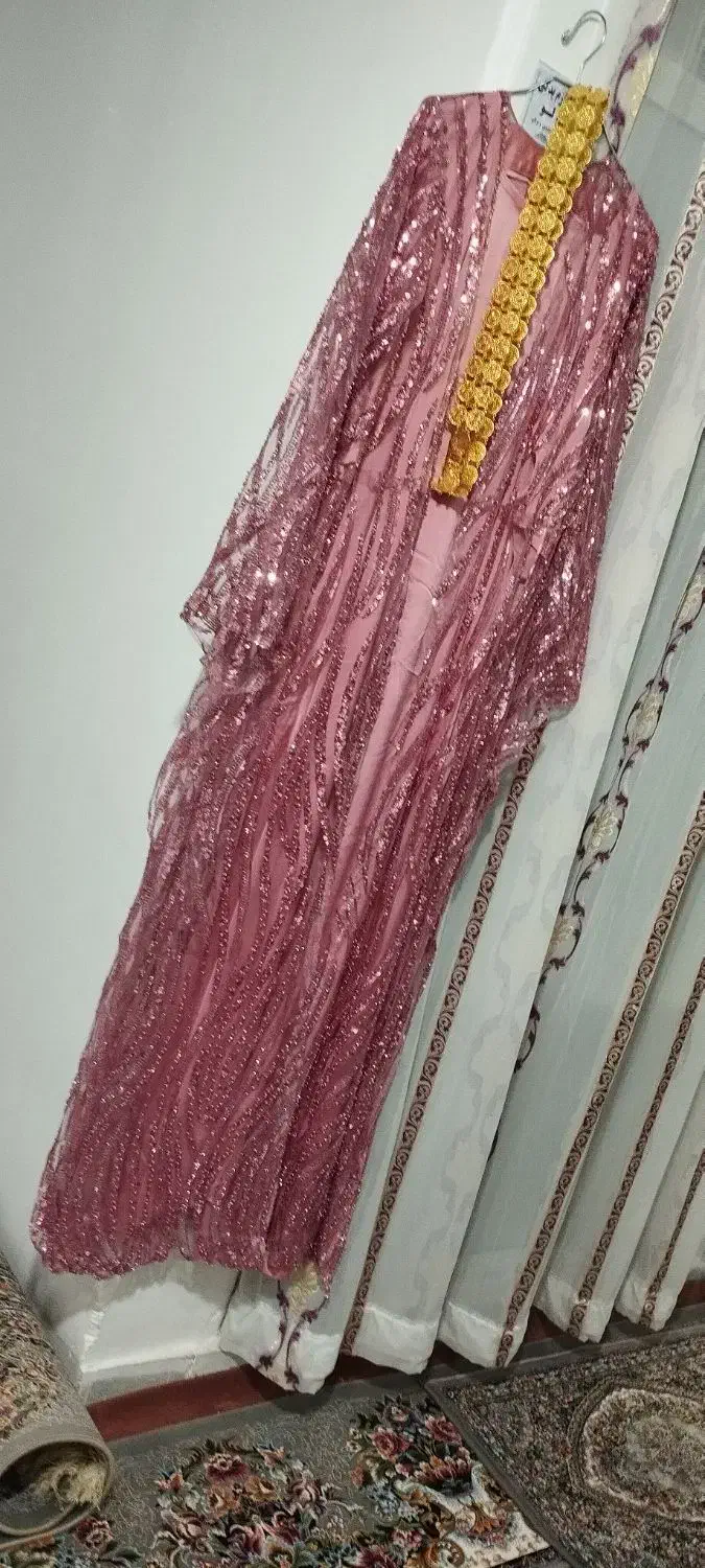 لباس کردی مجلسی|لباس|اقبالیه, |دیوار