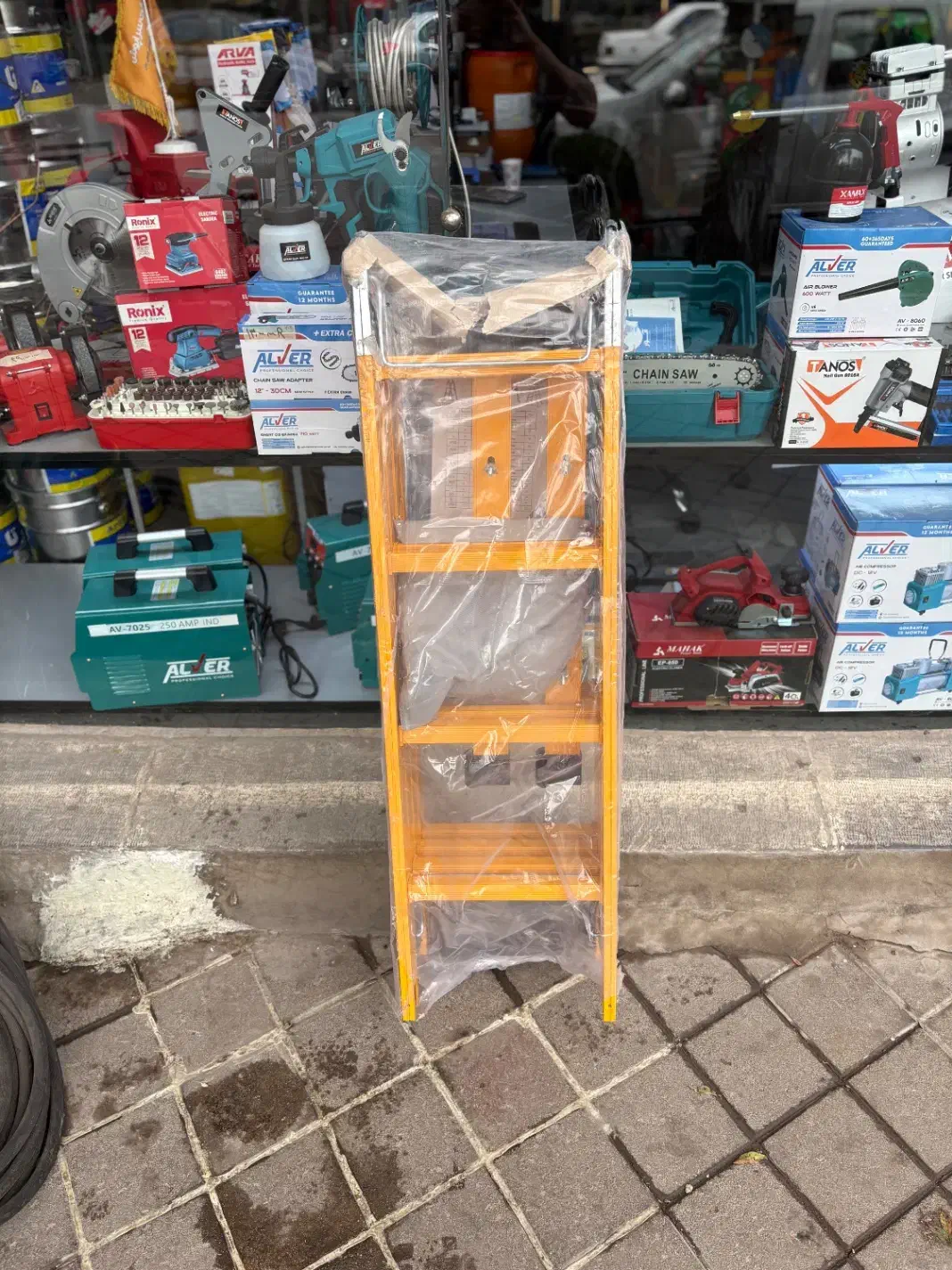 نردبان ۴ تکه ۱۶ پله اسان ساز|ابزارآلات|اردبیل, |دیوار