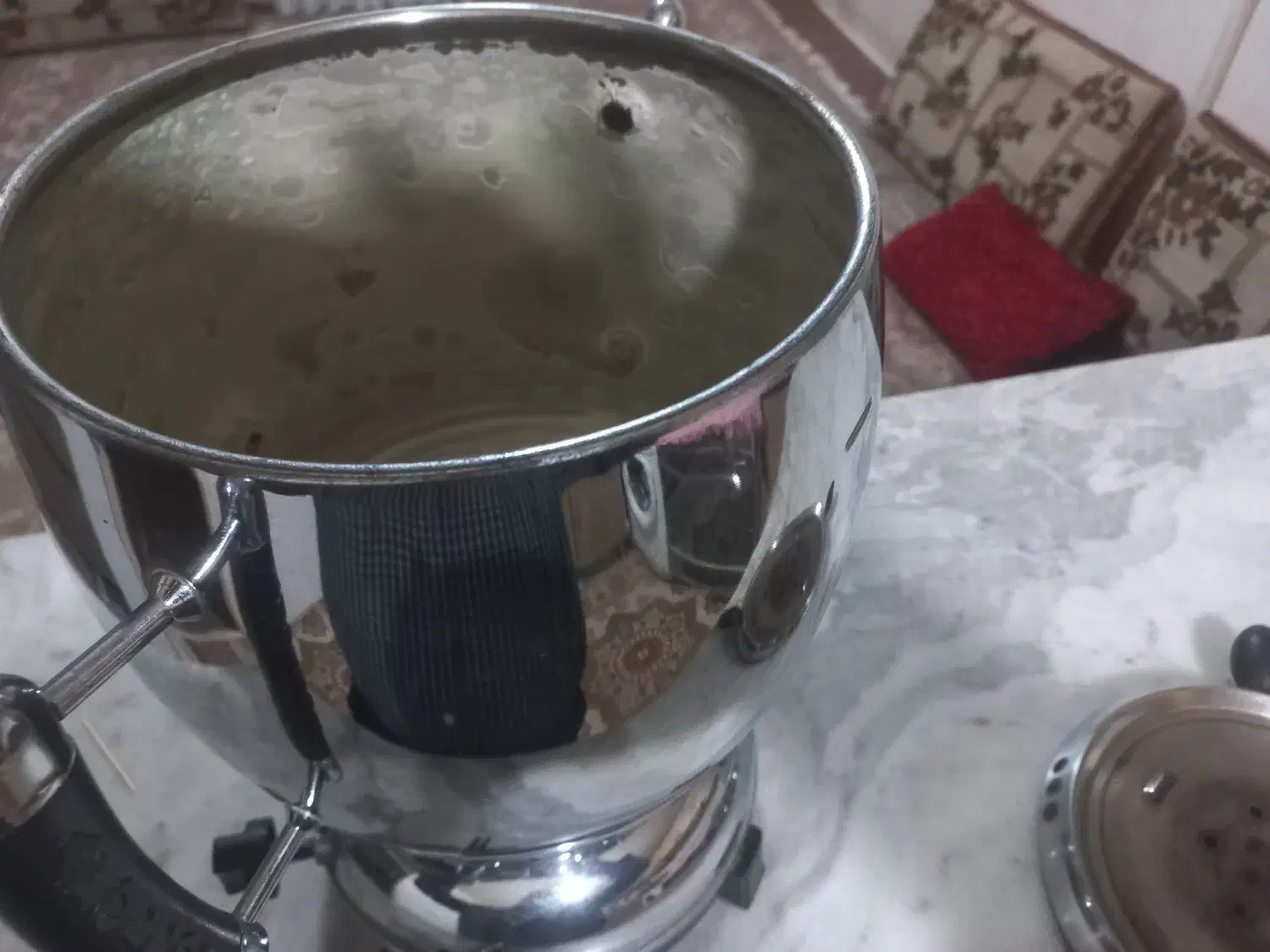 سماور اپلون ۶ لیتری کاملا سالم|سماور، چای‌ساز، قهوه‌ساز|قدس, شهر‌قدس|دیوار