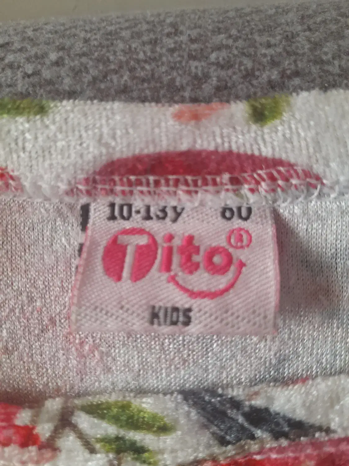 بلوز وشلوار یلدایی مخمل|کفش و لباس بچه|کرمان, |دیوار