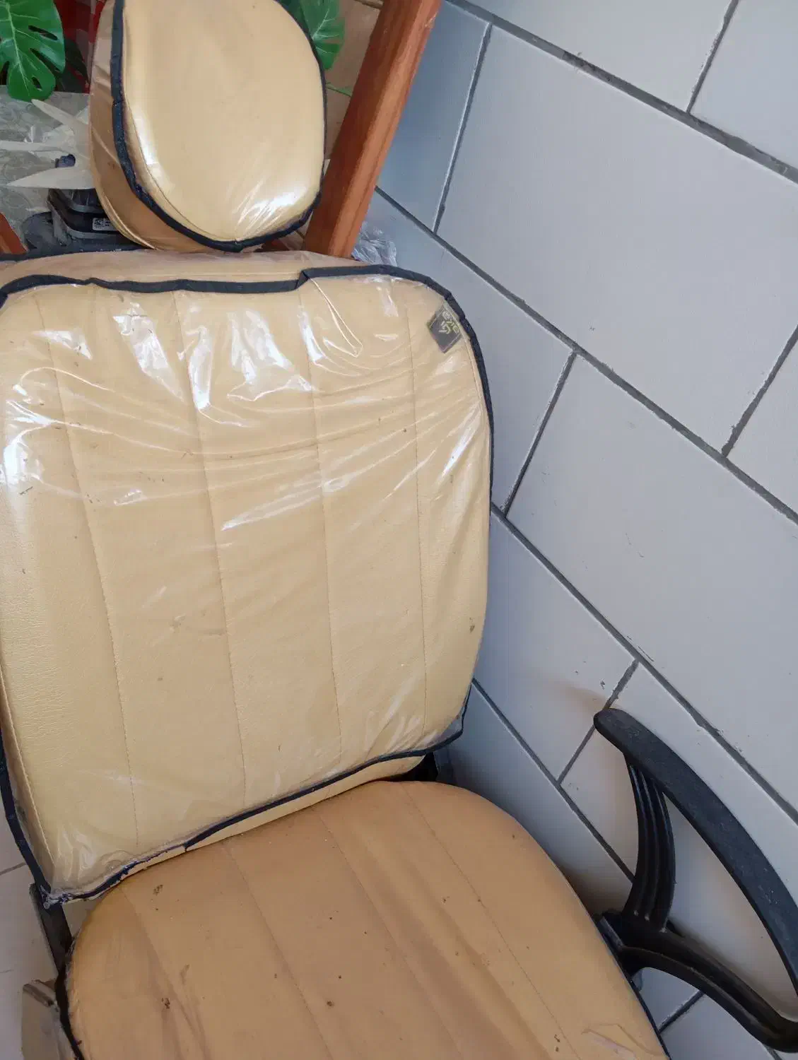 صندلی آرایشگاه نو|آرایشگاه و سالنهای زیبایی|کرمان, |دیوار