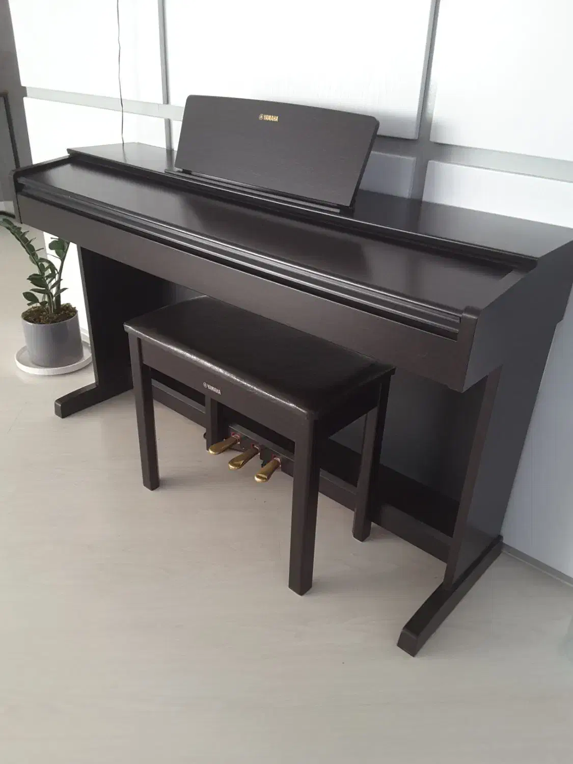 پیانو یاماها مدل ydp143|پیانو، کیبورد، آکاردئون|بجنورد, |دیوار