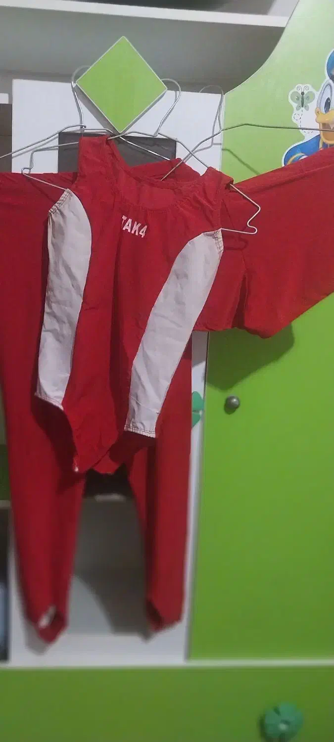 لباس ژیمناستیک|تجهیزات ورزشی|نیشابور, دهنو|دیوار