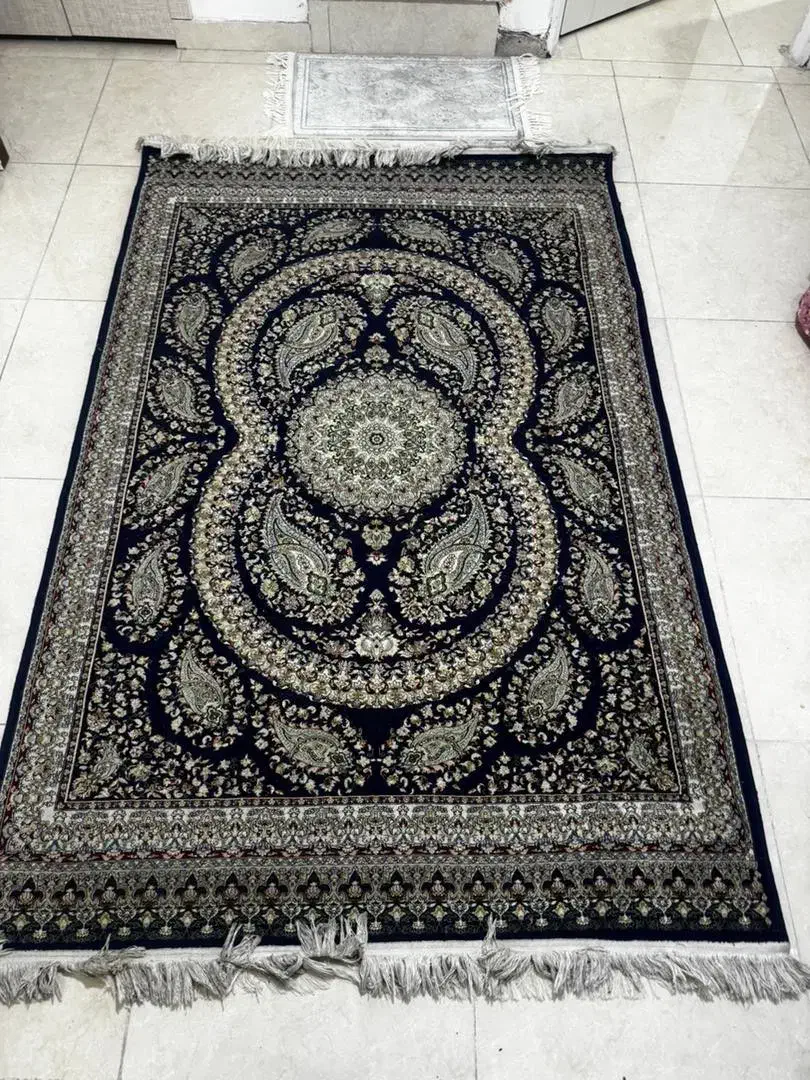 فرش چهار متری وروتختی|سماور، چای‌ساز، قهوه‌ساز|بندرعباس, |دیوار