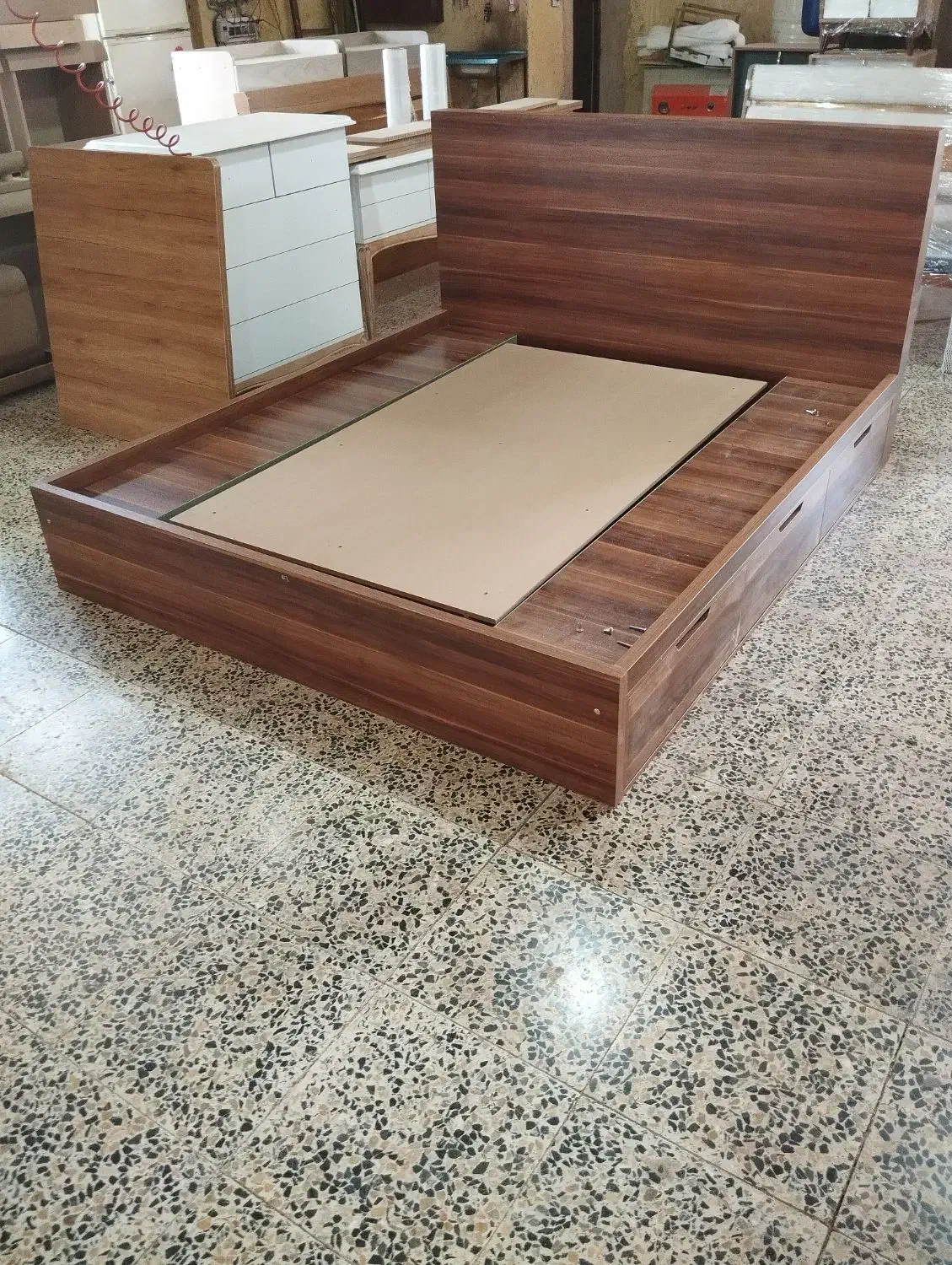 تخت دونفره ،یک نفره و،|تخت و سرویس خواب|اصفهان, عاشق‌آباد|دیوار