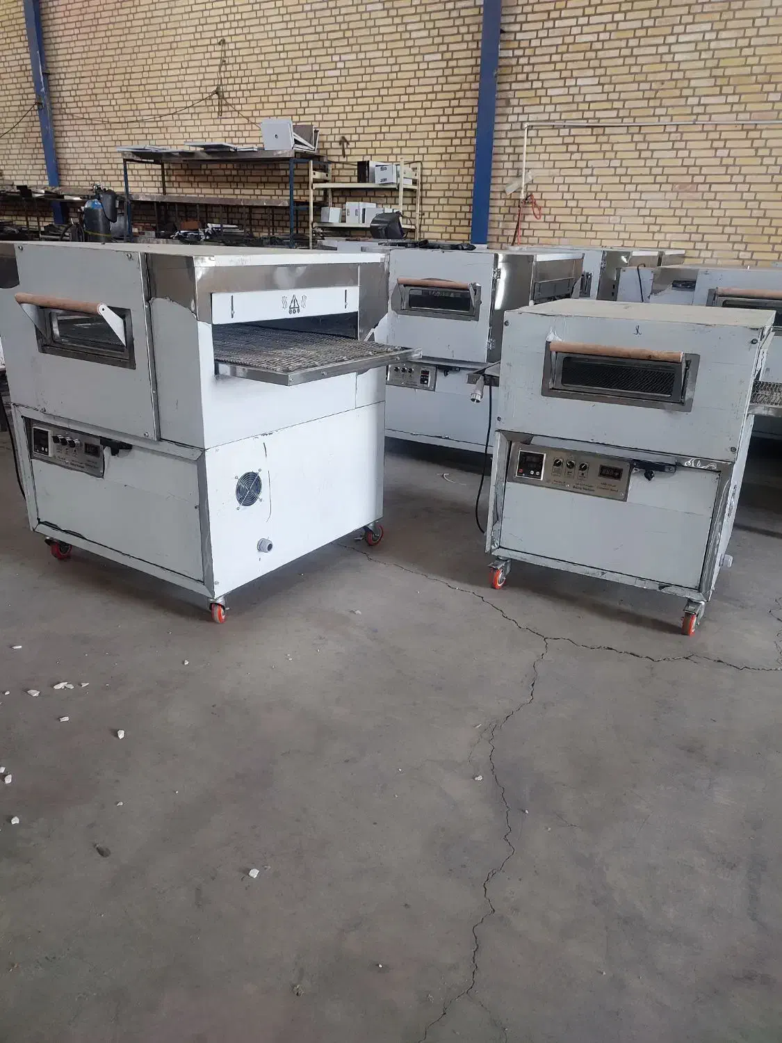 فرریلی سرخ کن دیسپلی انواع گریل و...|کافی‌شاپ و رستوران|احمدآبادمستوفی, |دیوار