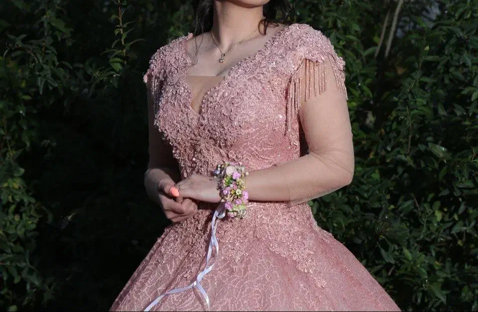 لباس نامزدی نو|لباس|کرج, باغستان|دیوار