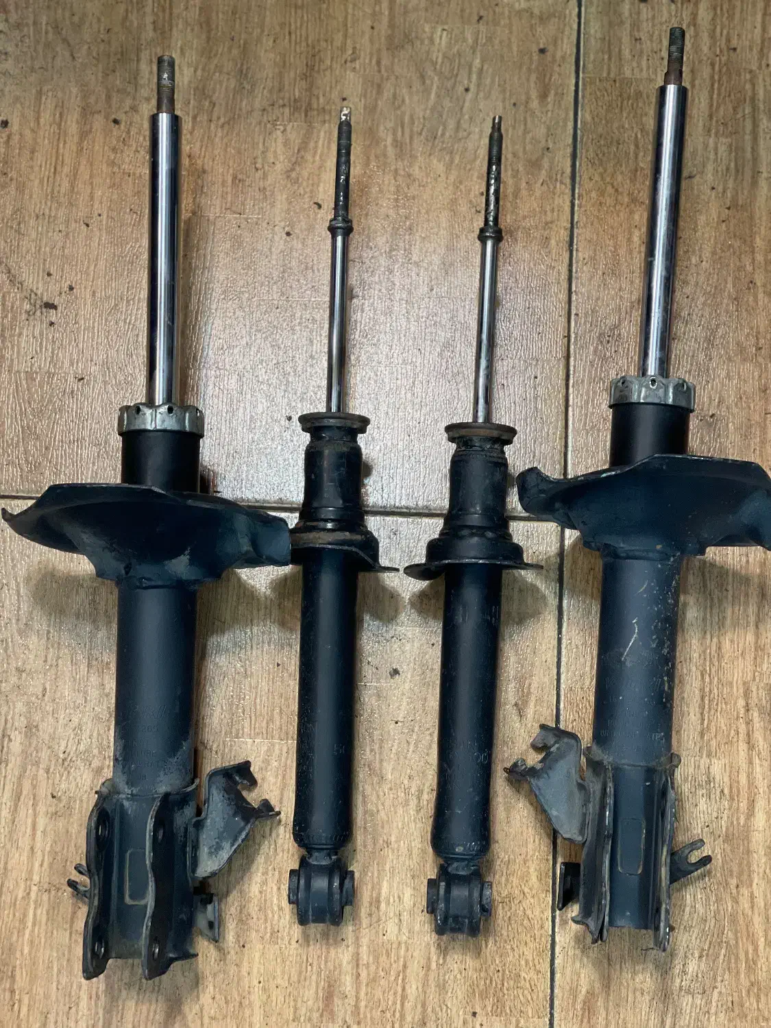 کمک فنر ماکسیما|قطعات یدکی و لوازم جانبی|کرج, فاز ۳ گوهردشت|دیوار