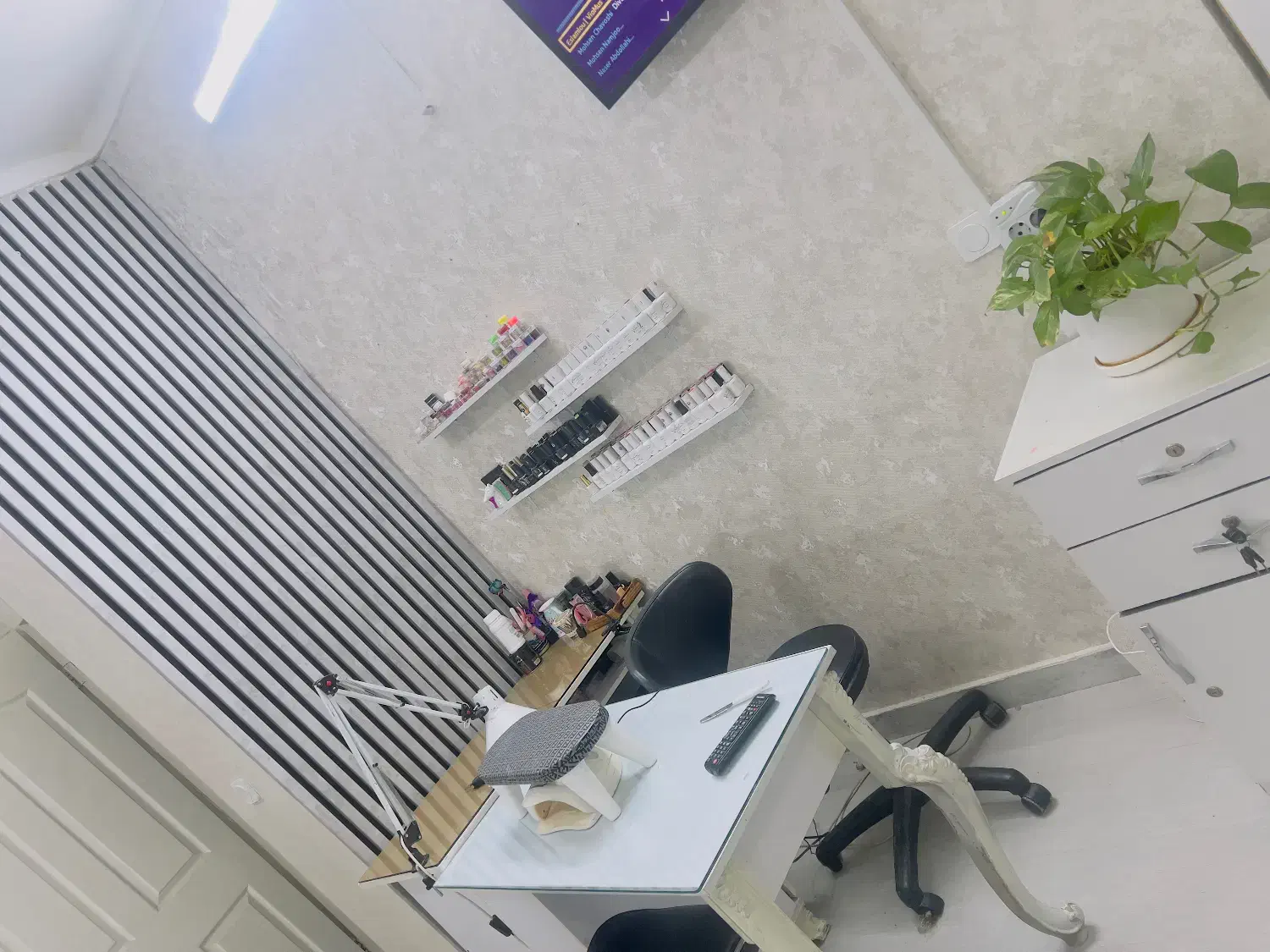 اجاره صندلی برای ناخن کار|خدمات آرایشگری و زیبایی|رشت, دیلمان|دیوار