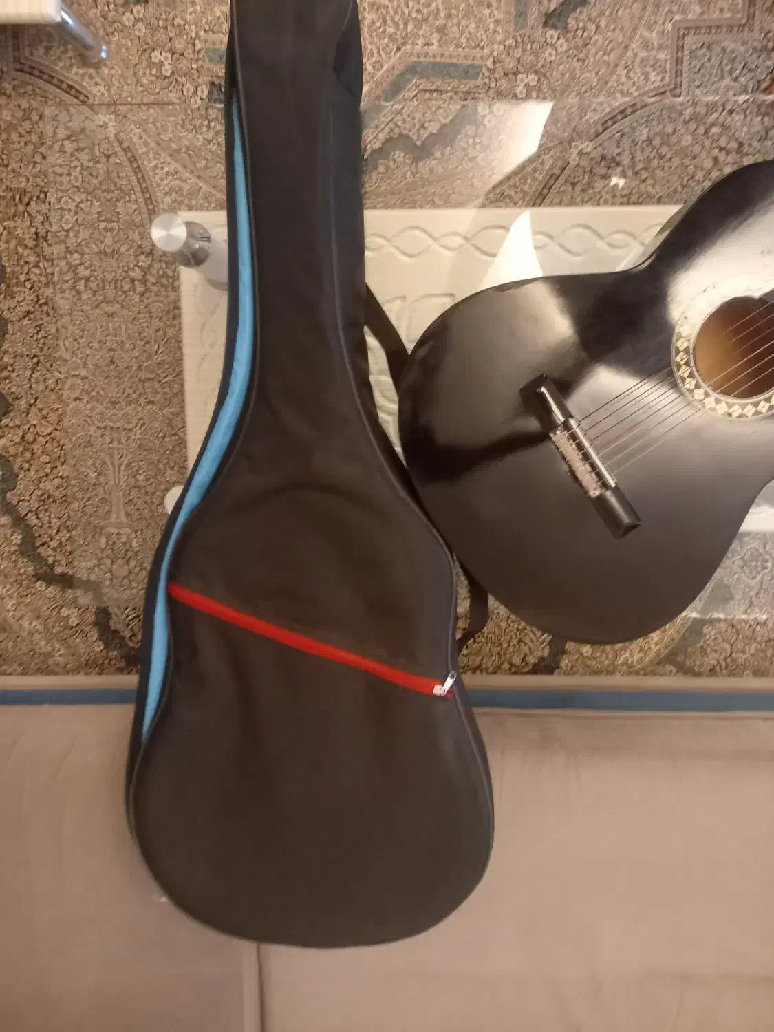 گیتار تمیز باکیف|گیتار، بیس، امپلیفایر|خوی, |دیوار